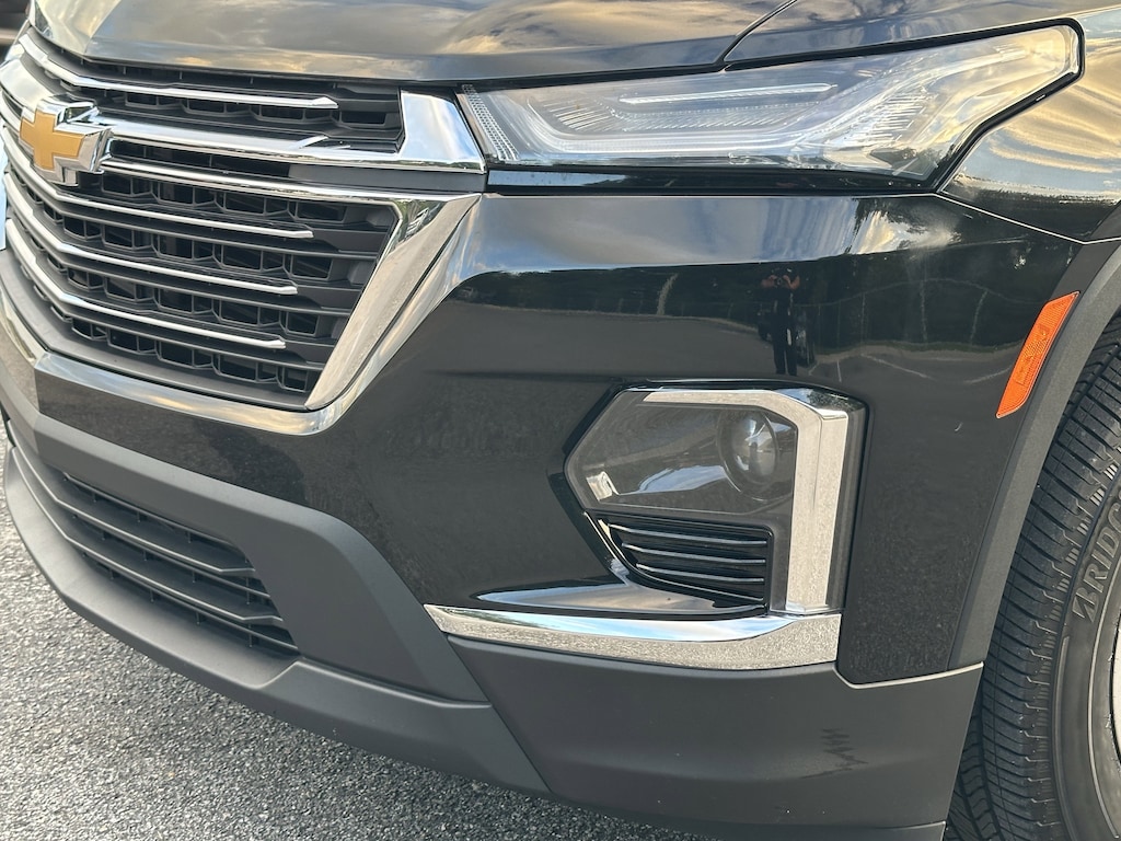 Certified 2023 Chevrolet Traverse LT Cloth SUV