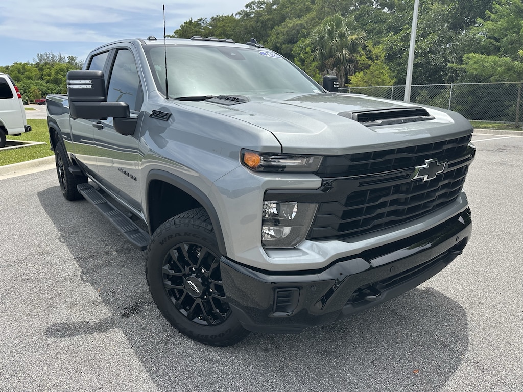 Used 2026 Chevrolet Silverado 2500HD Custom Pickup