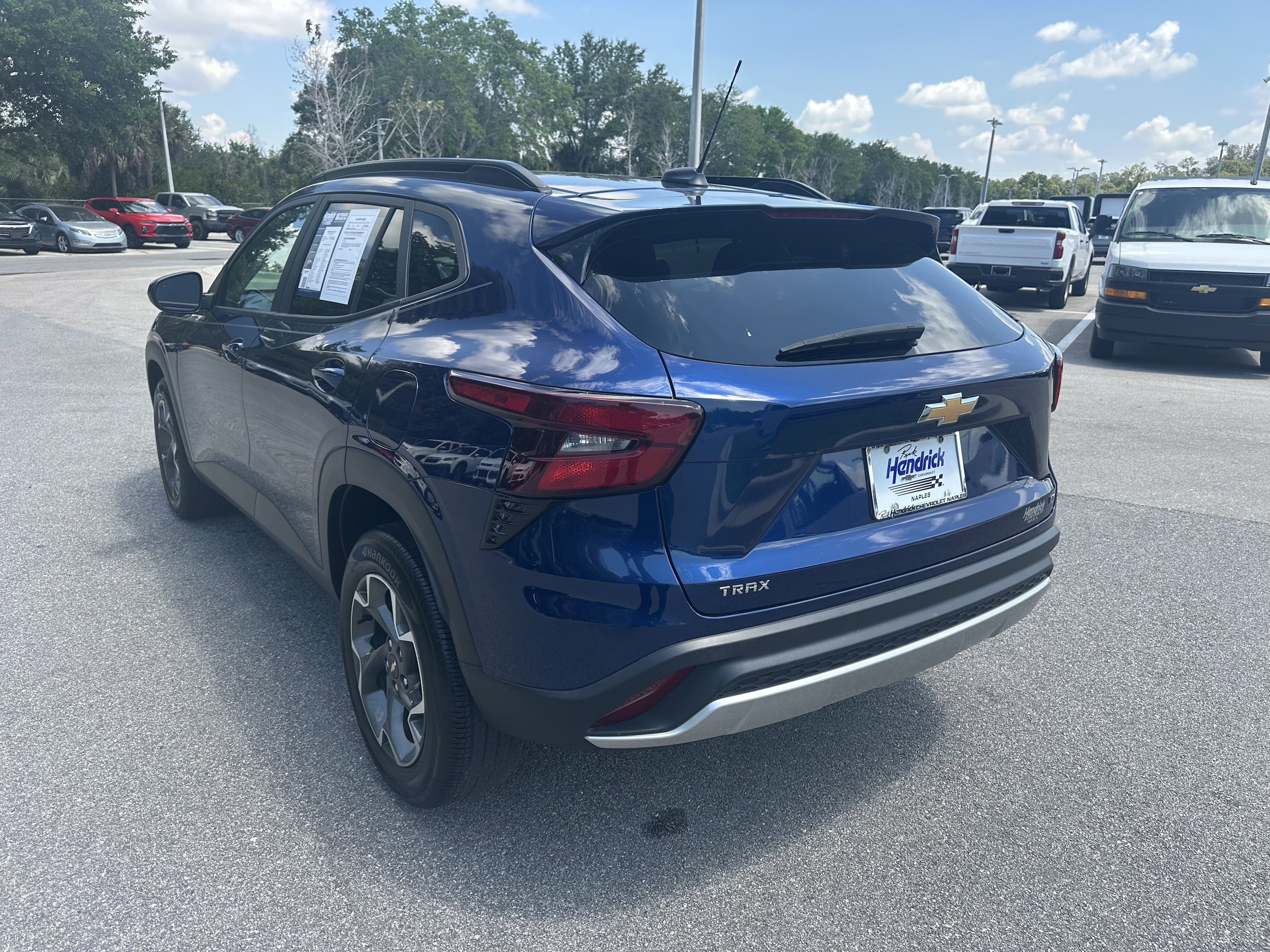 2024 Chevrolet Trax LT photo 6