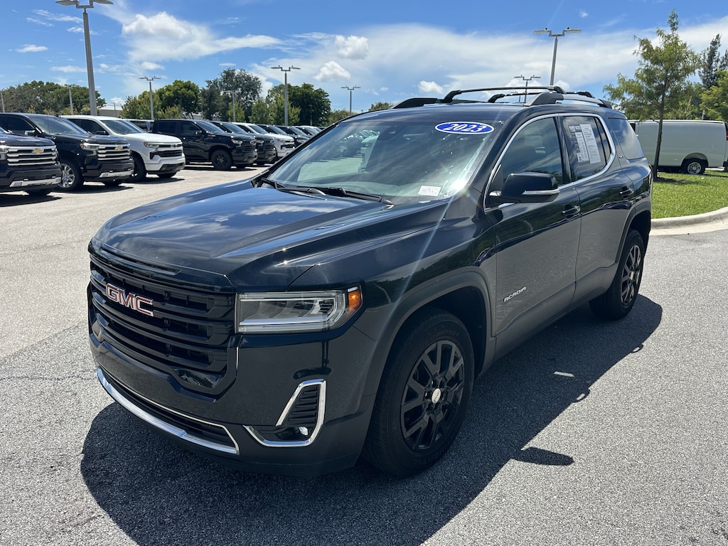 Used 2023 GMC Acadia SLT SUV