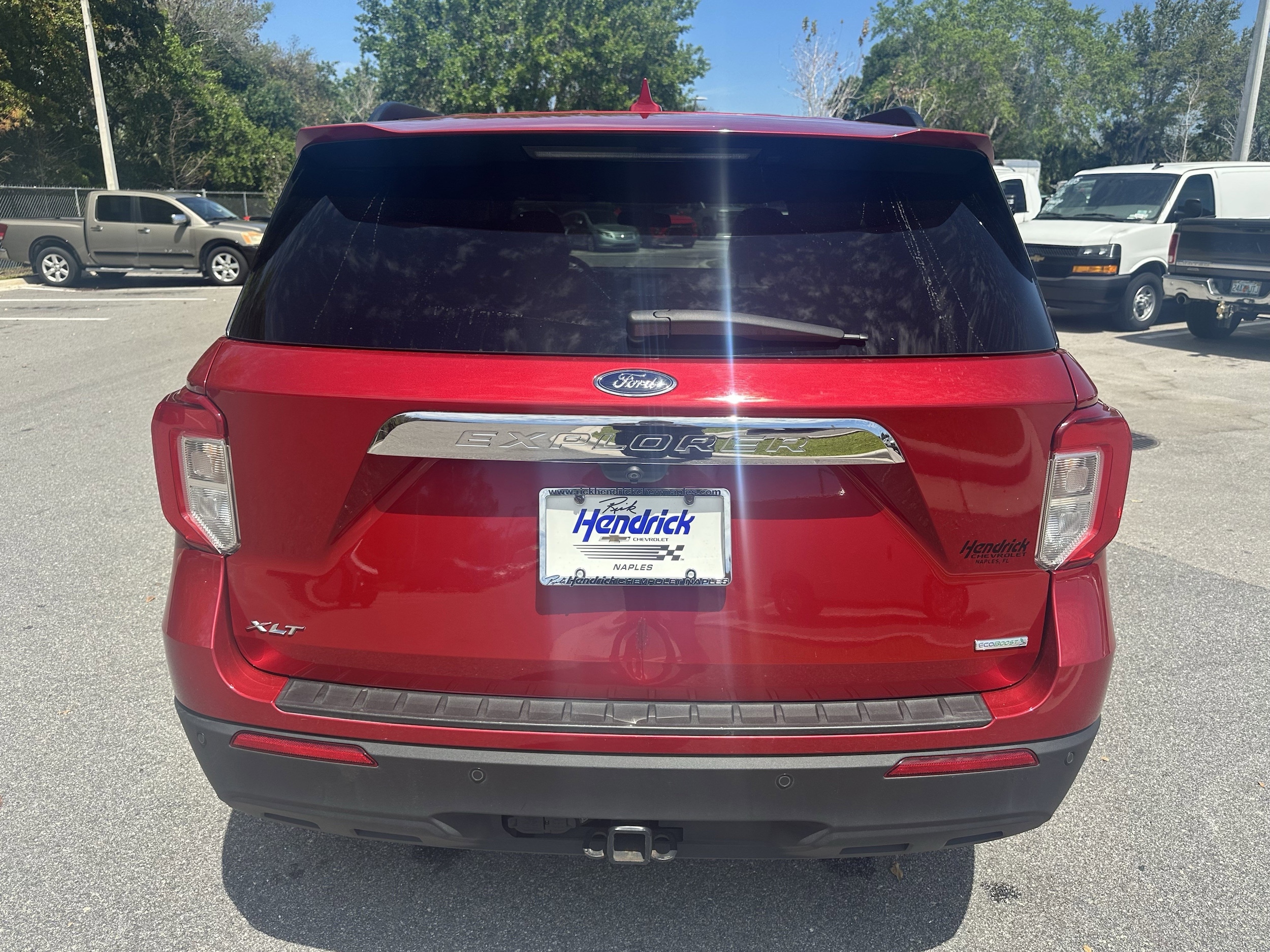 2020 Ford Explorer XLT photo 3