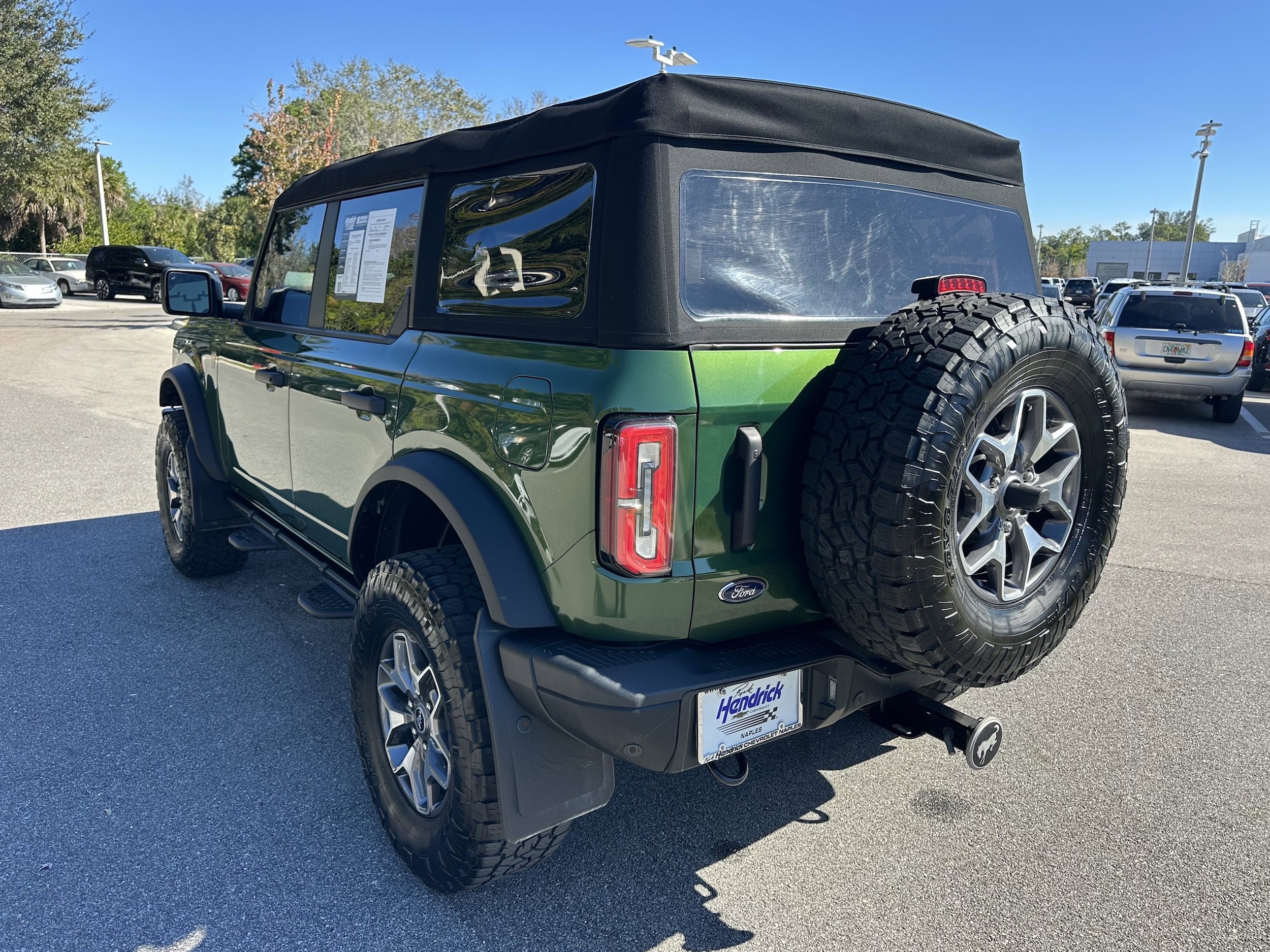 2024 Ford Bronco Badlands photo 6