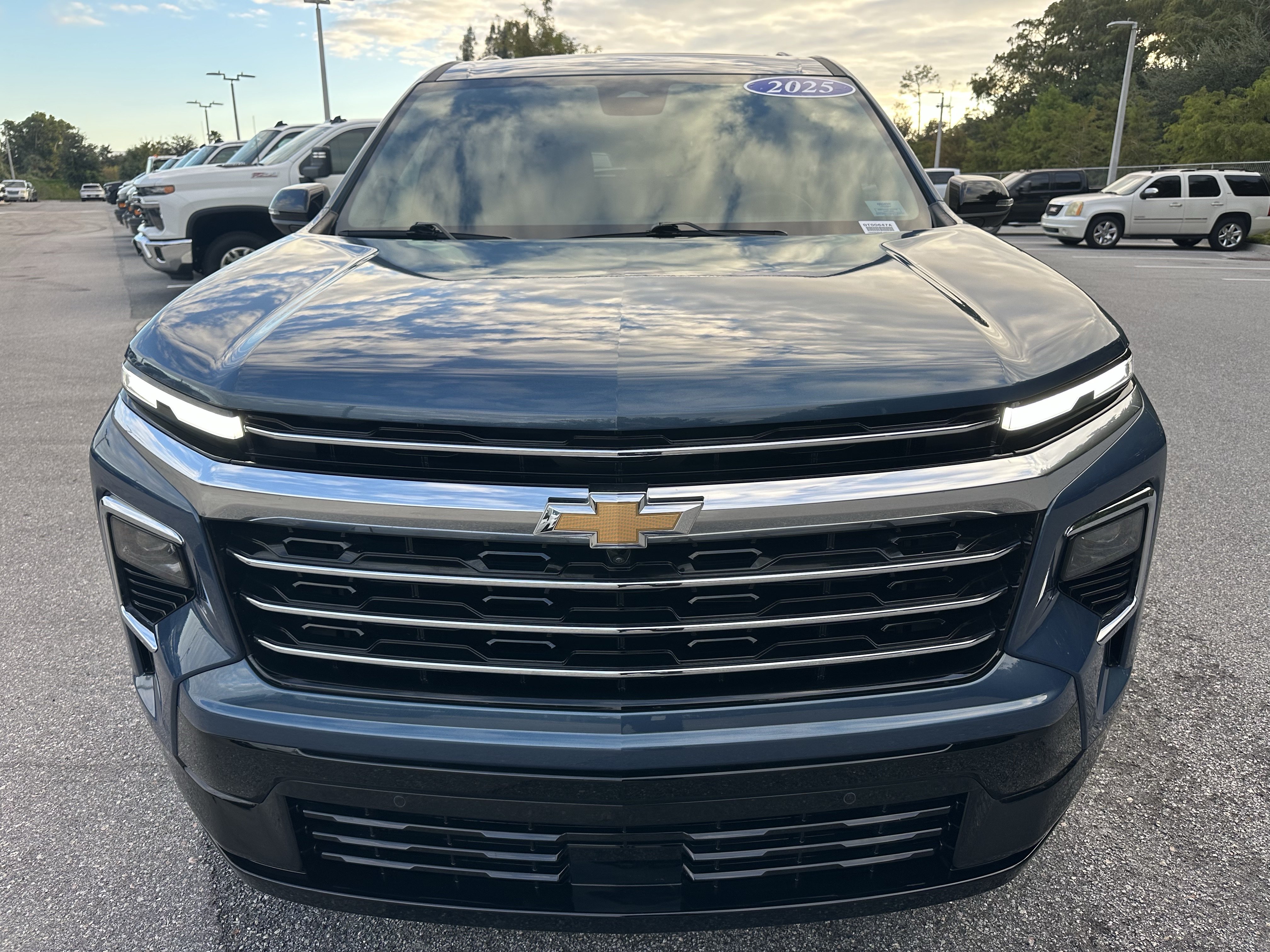 Used 2025 Chevrolet Traverse FWD High Country SUV