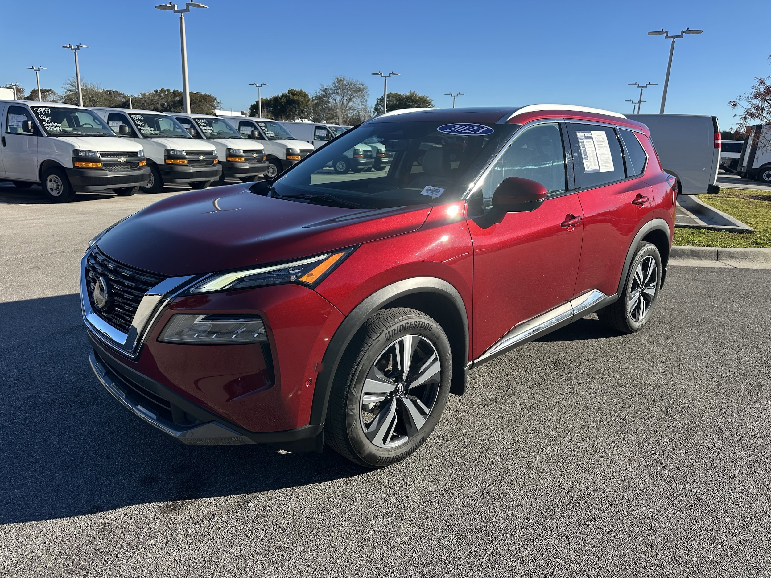 2023 Nissan Rogue SL photo 4