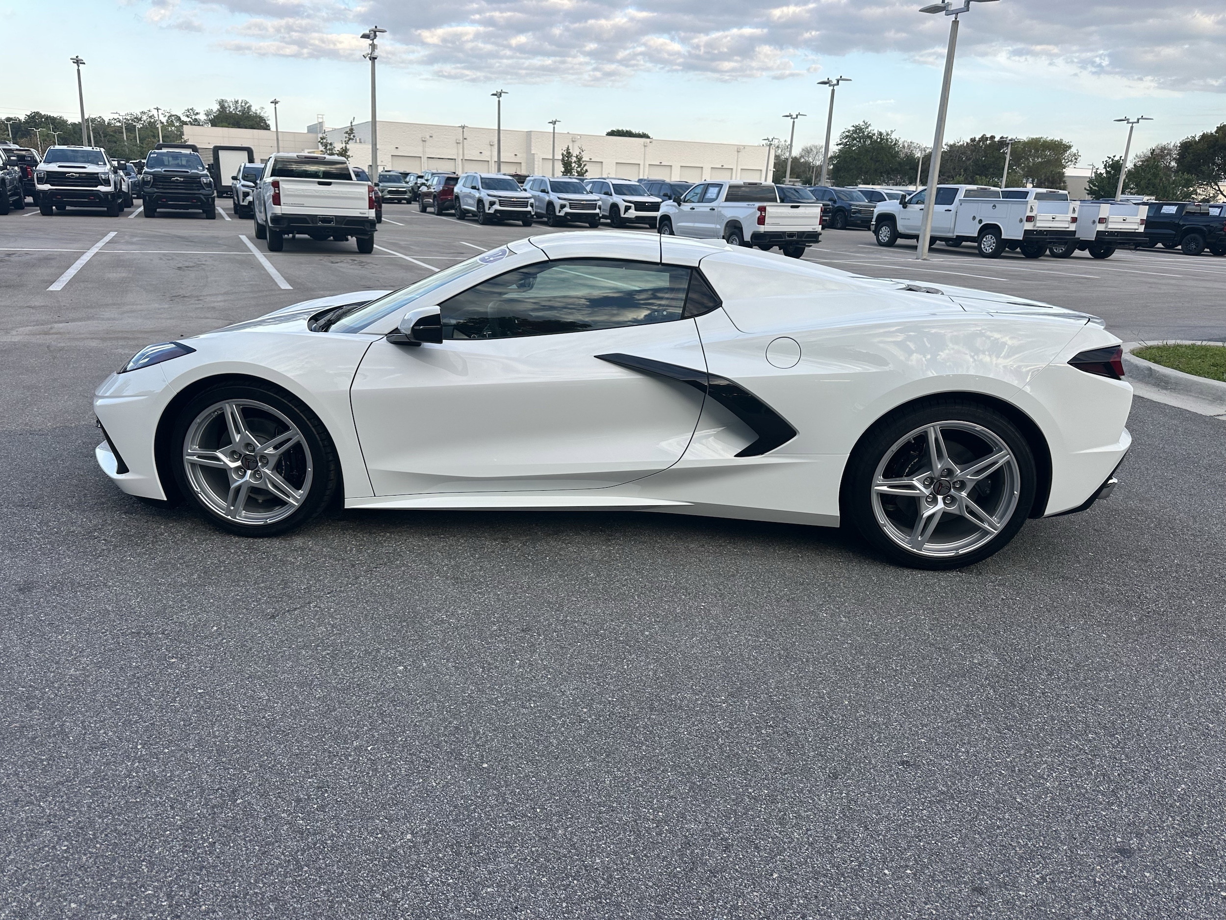 2024 Chevrolet Corvette 2LT photo 4