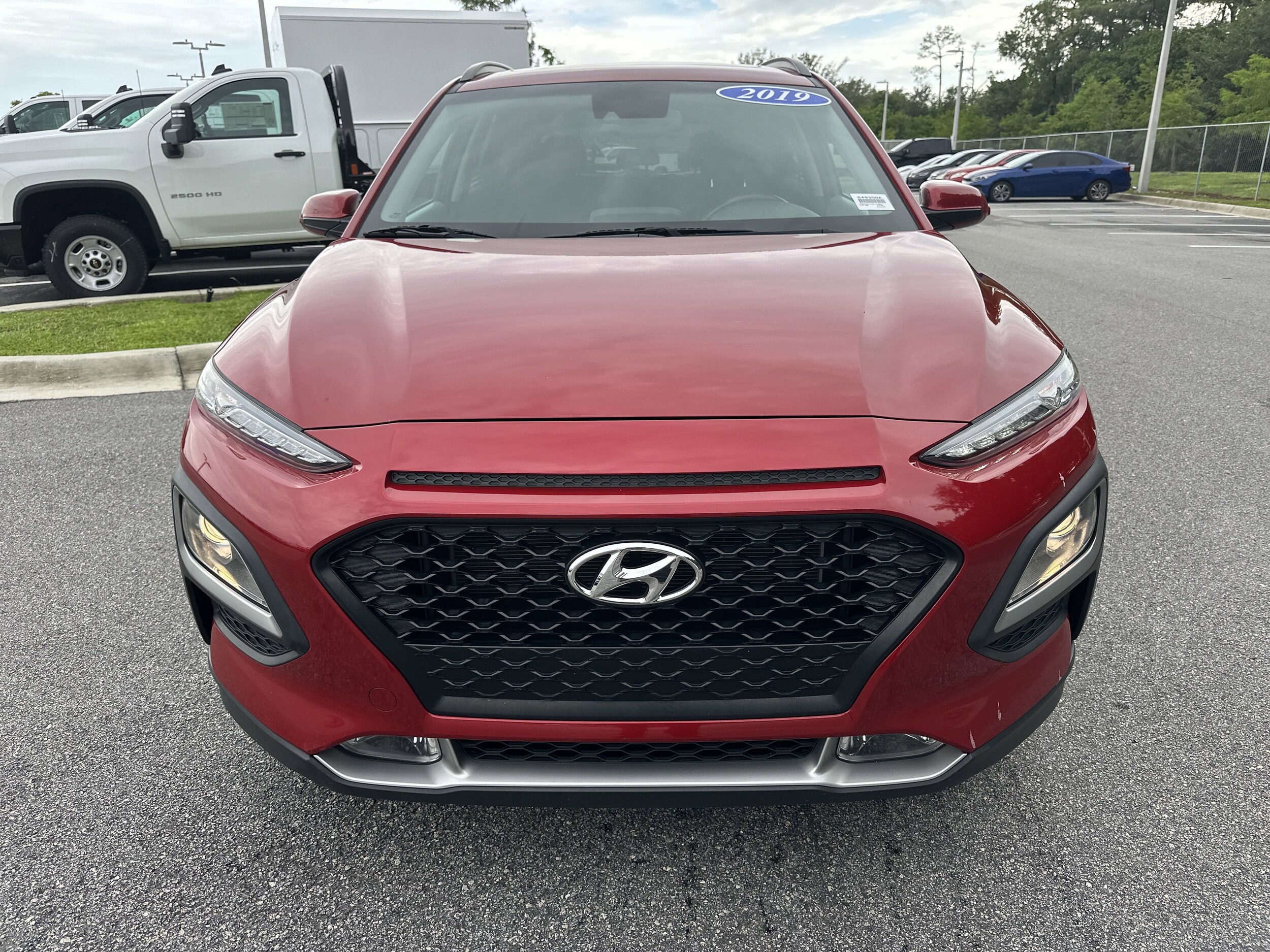 2019 Hyundai Kona SEL photo 2