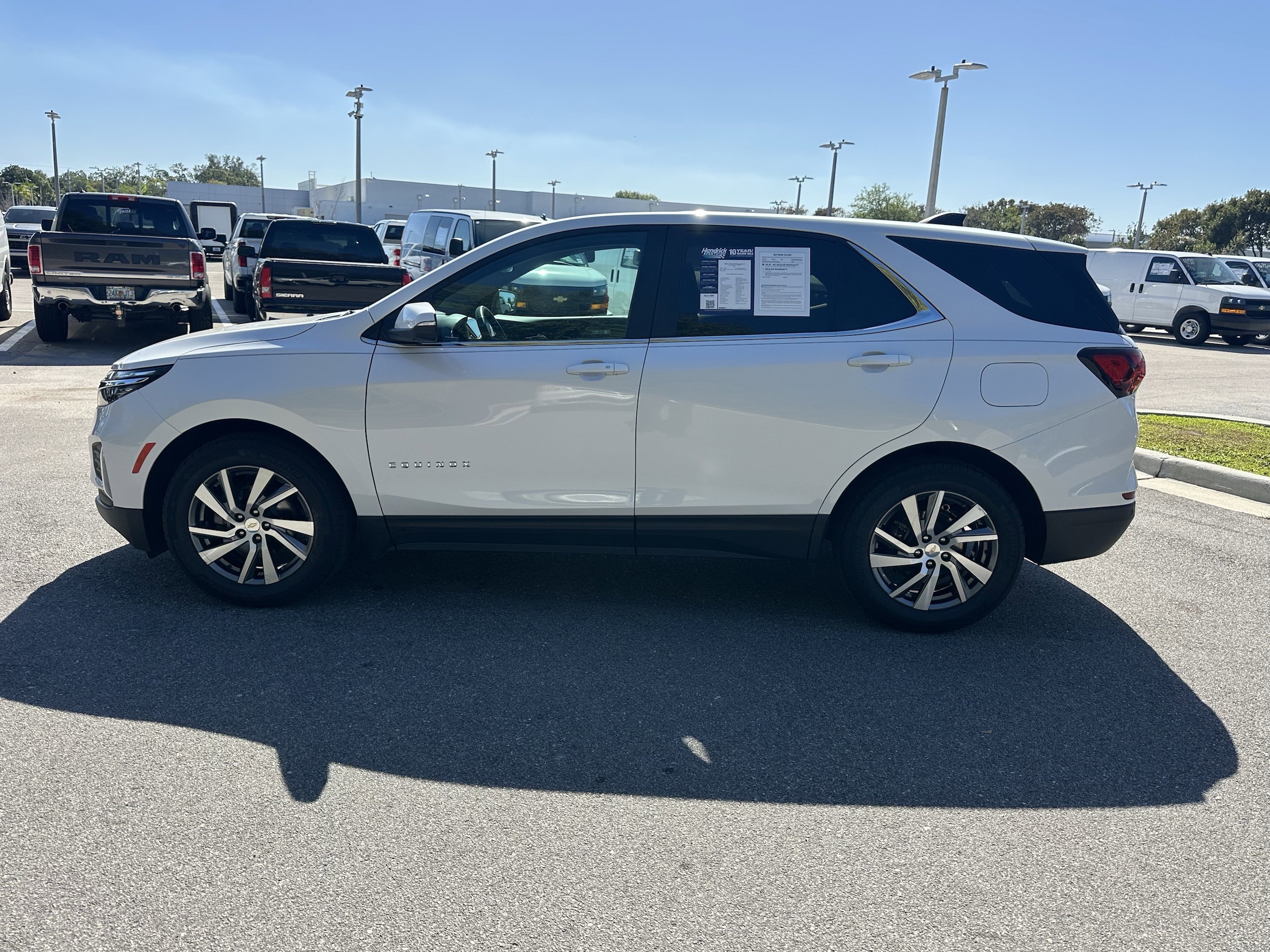2023 Chevrolet Equinox LT photo 6