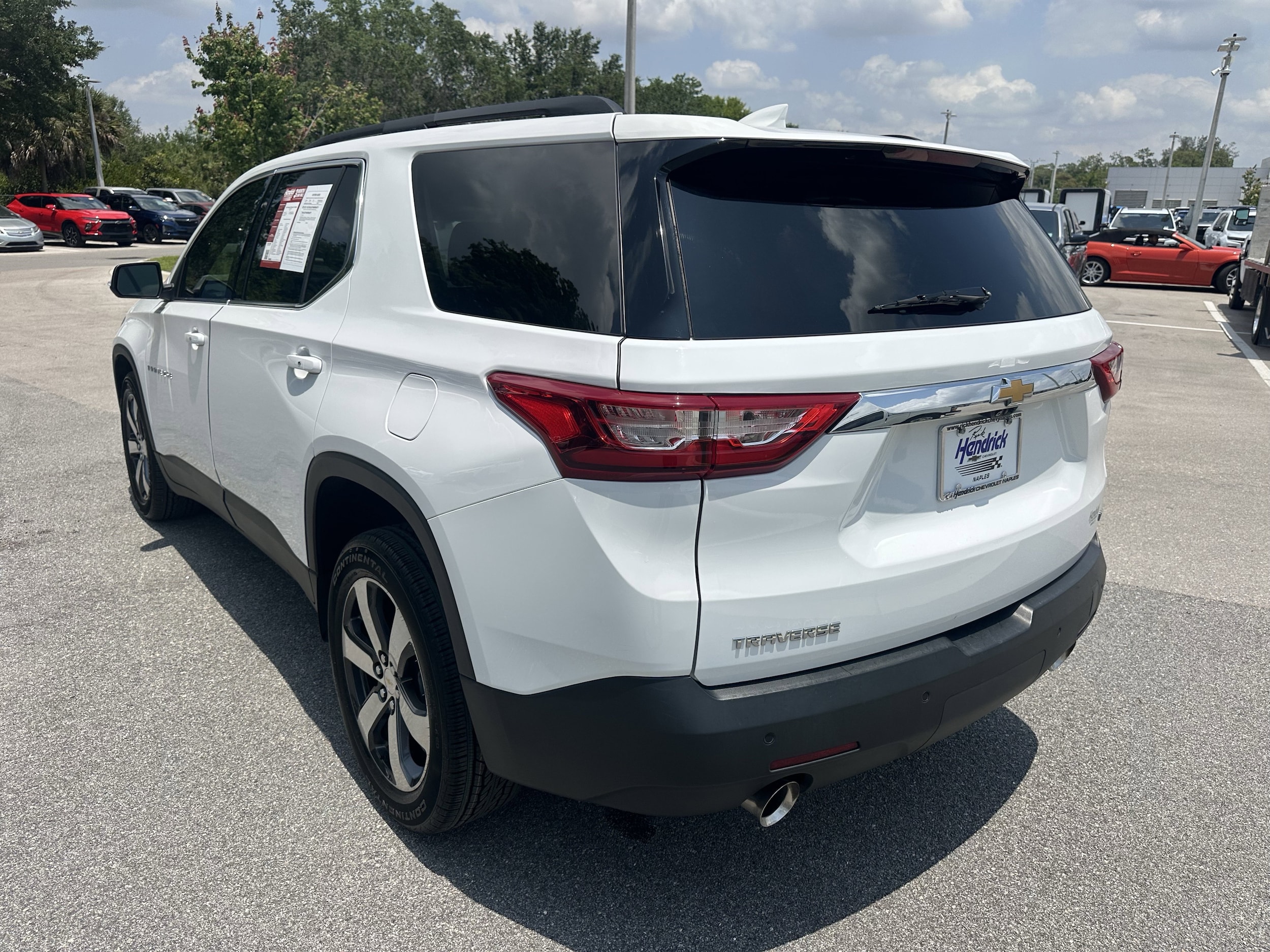 2021 Chevrolet Traverse LT Leather photo 6