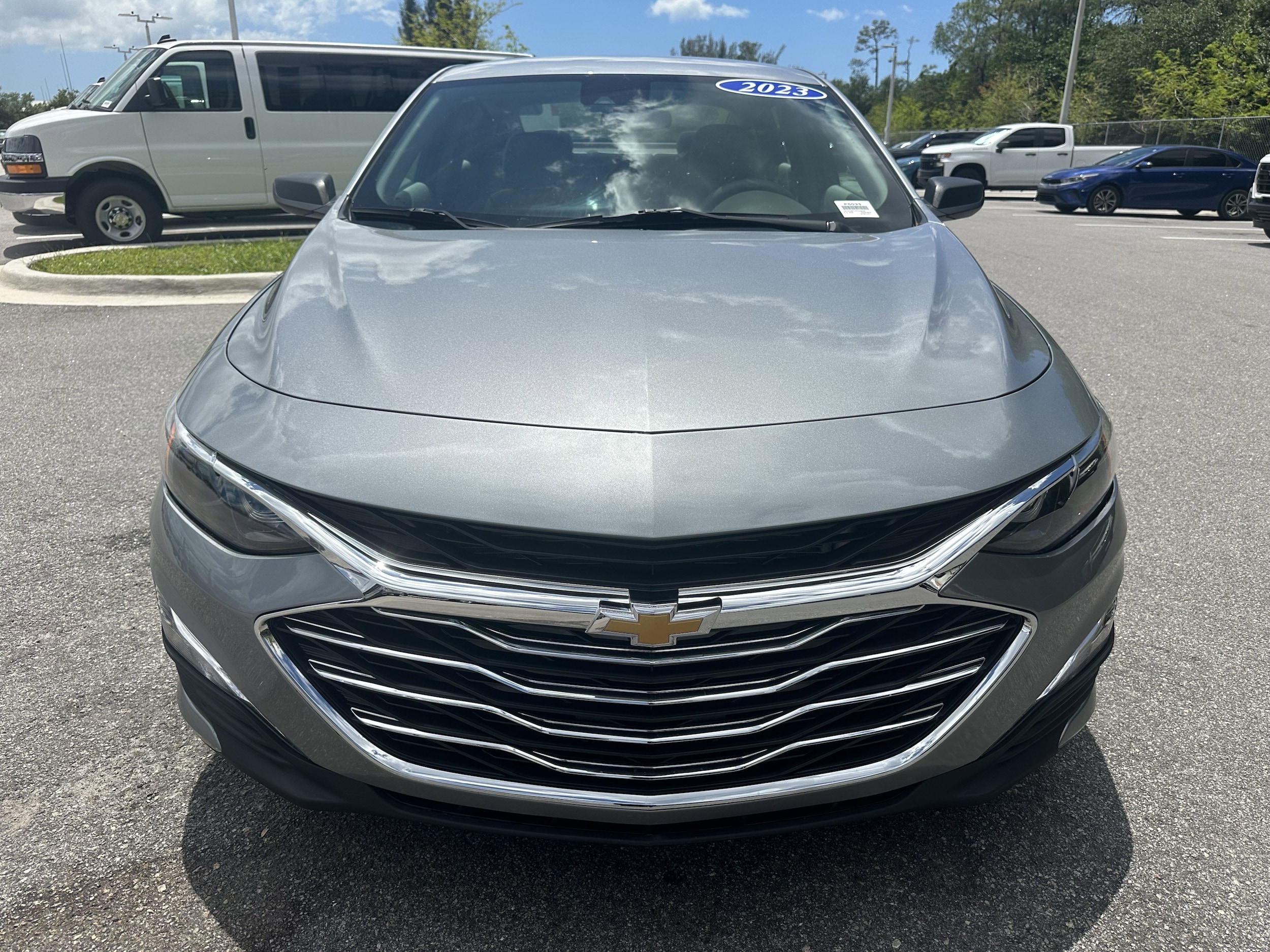 2023 Chevrolet Malibu LS photo 2