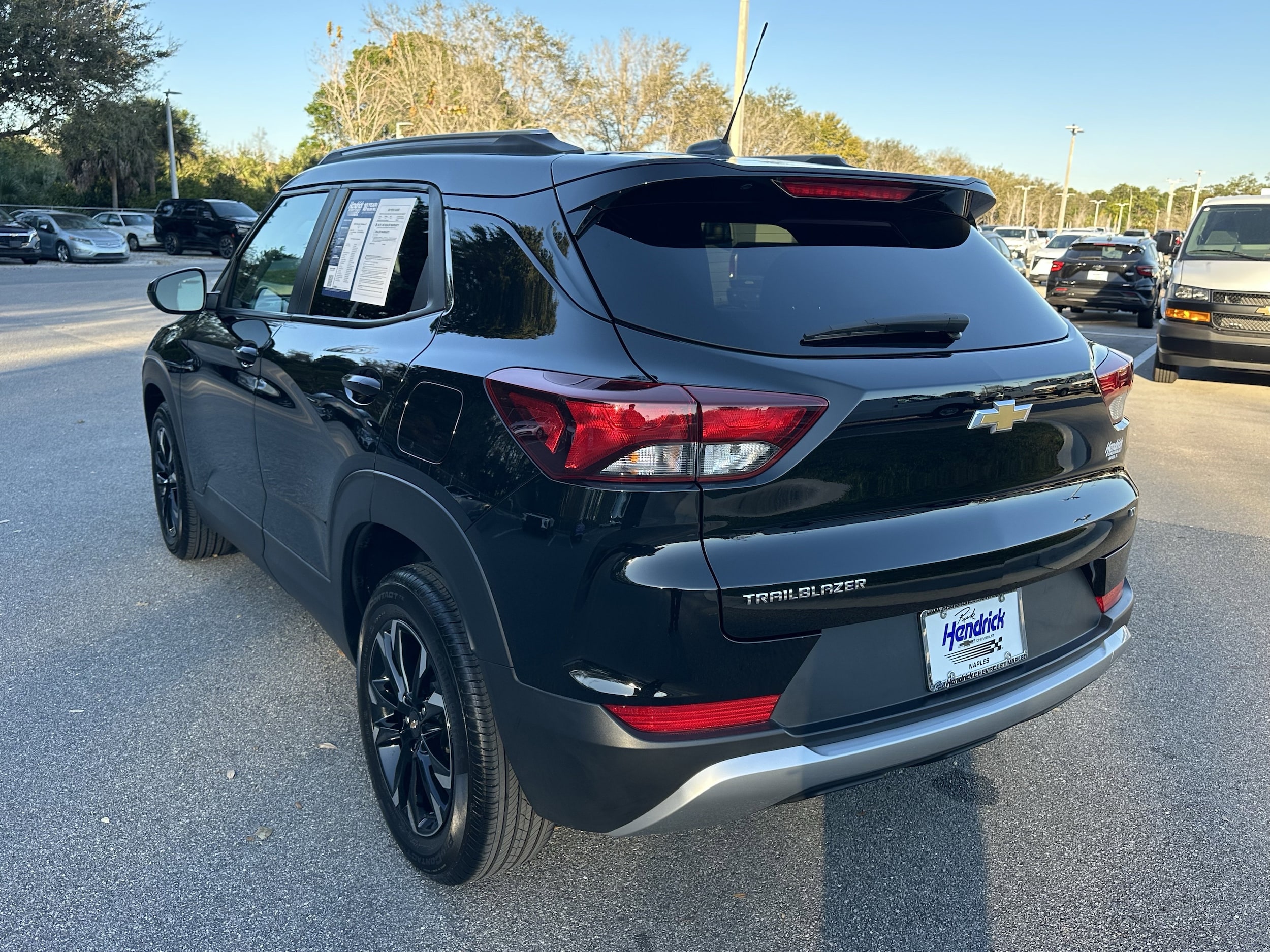 2023 Chevrolet Trailblazer LT photo 3