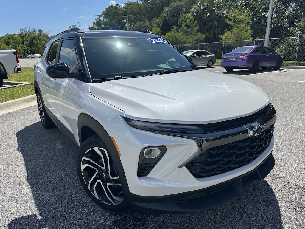 Used 2025 Chevrolet Trailblazer RS SUV
