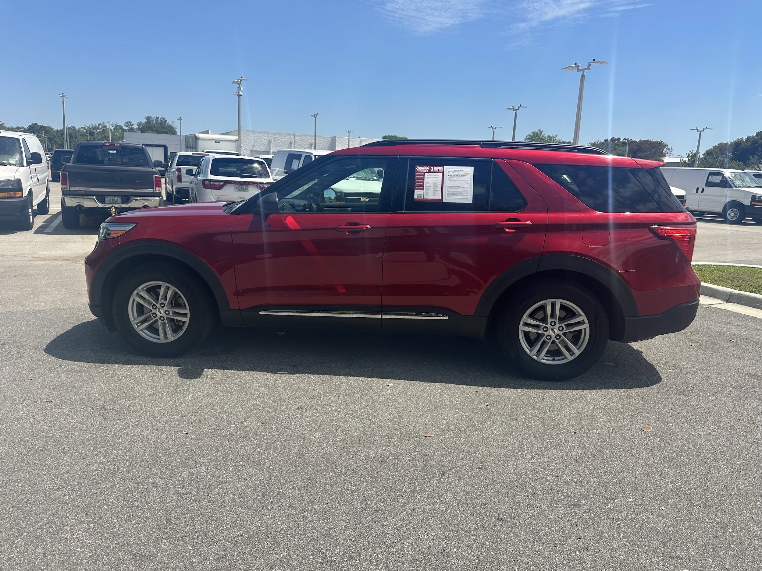 2020 Ford Explorer XLT photo 5