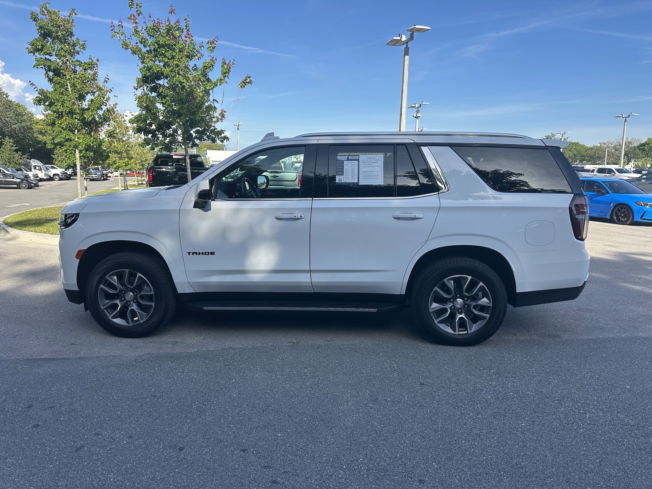 2022 Chevrolet Tahoe LT photo 5