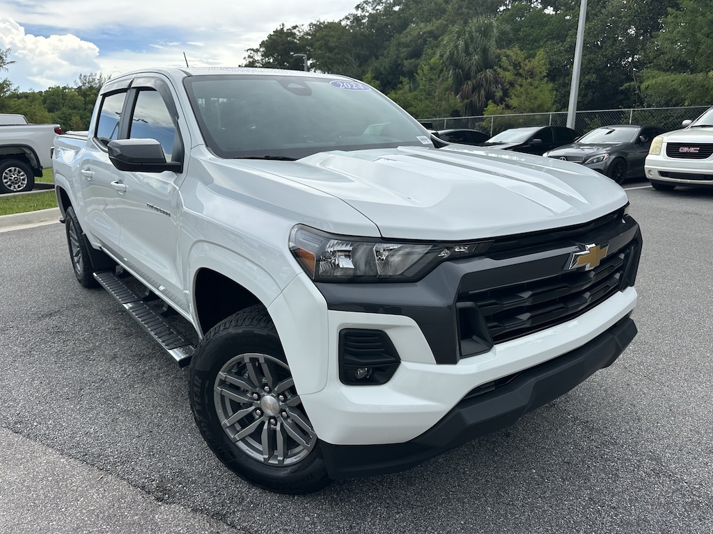 Used 2024 Chevrolet Colorado 2WD LT Pickup