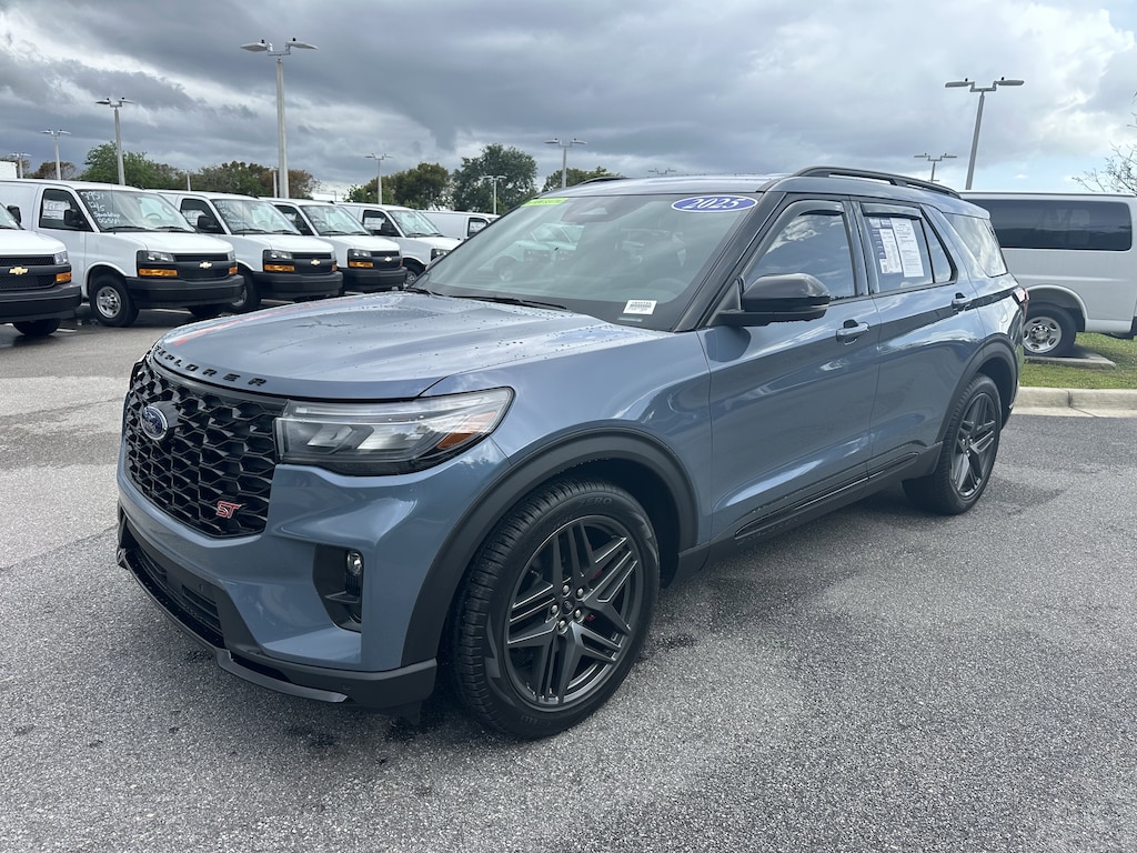 Used 2025 Ford Explorer ST SUV