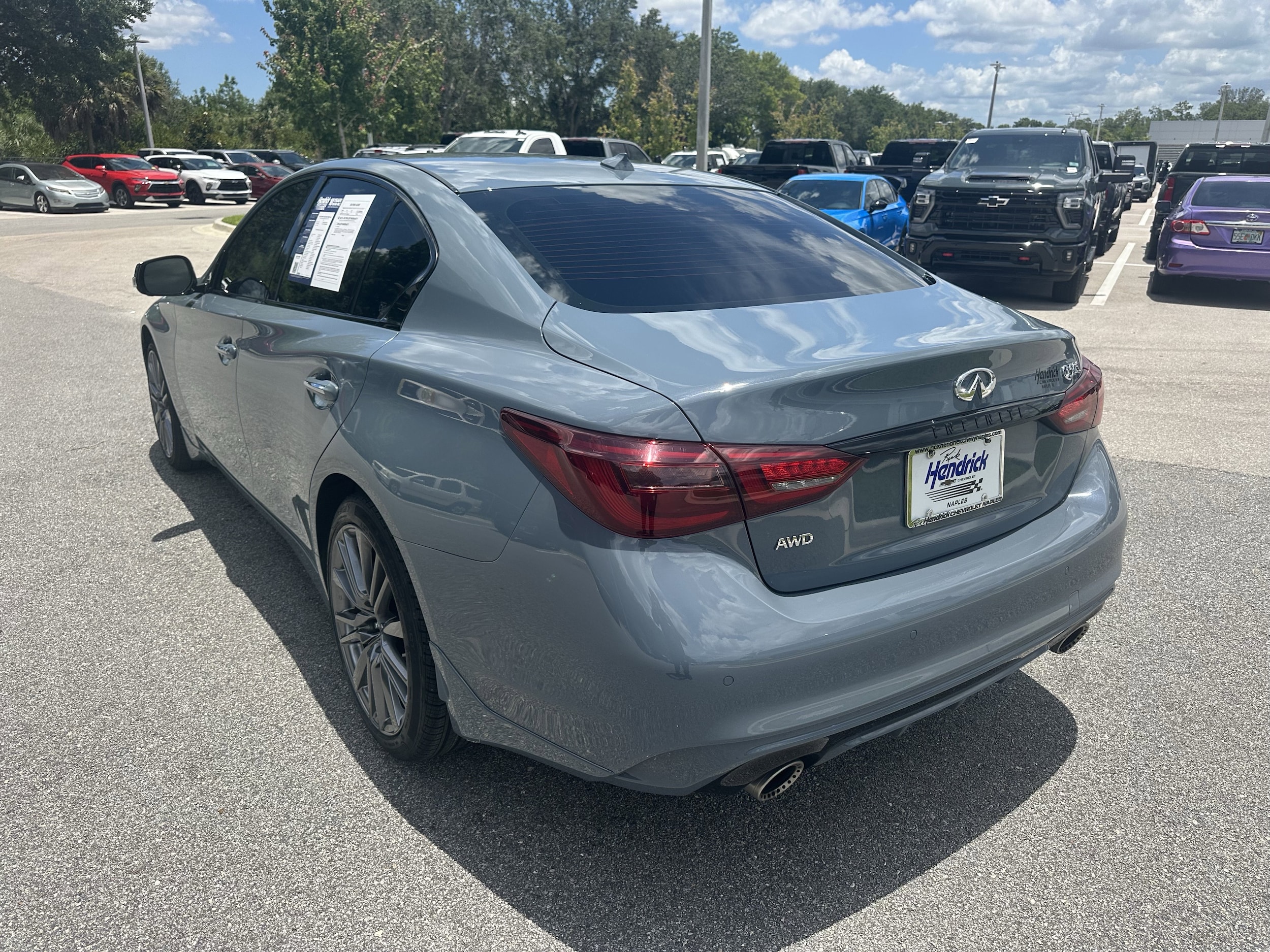 INFINITI Q50 RED SPORT 400
