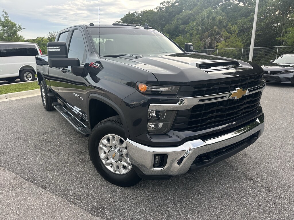 Used 2024 Chevrolet Silverado 2500HD LT Pickup