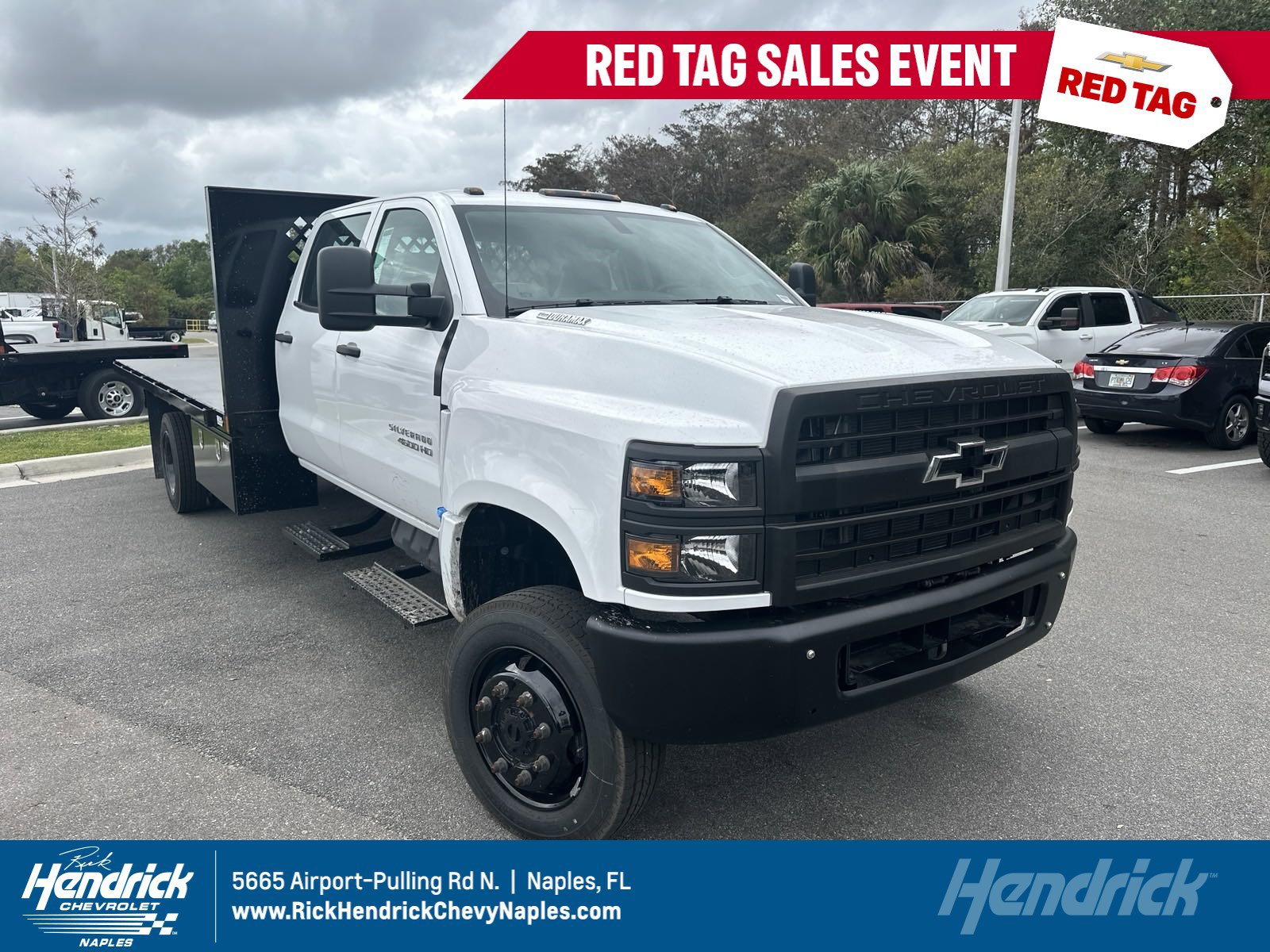 2024 Chevrolet Silverado 4500 Medium Duty Chassis Cab Work Truck's photo