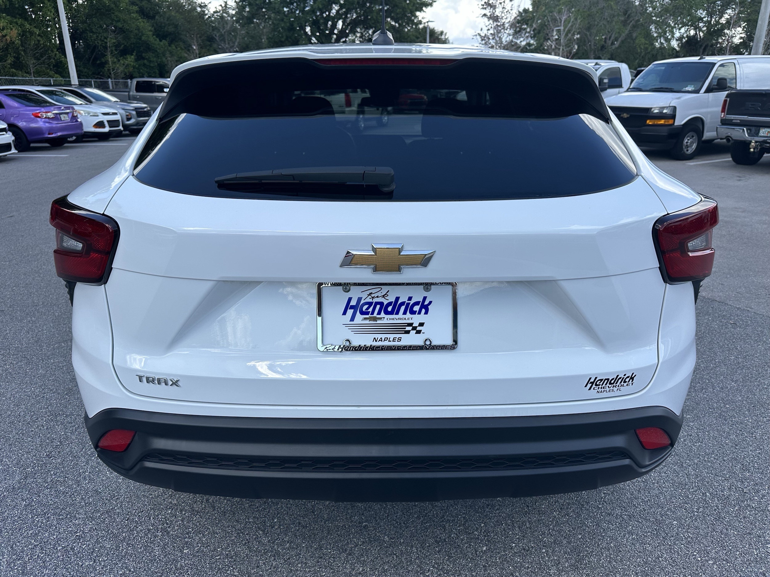 2025 Chevrolet Trax LS photo 5