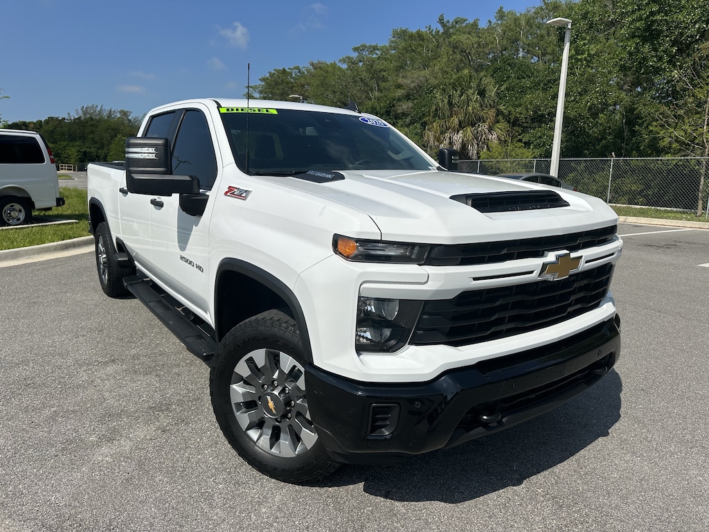 Used 2025 Chevrolet Silverado 2500HD Custom Pickup