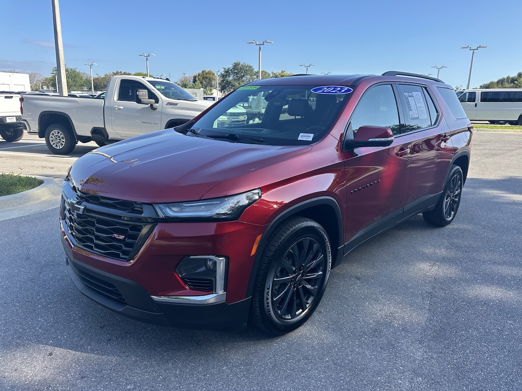 Used 2023 Chevrolet Traverse RS SUV