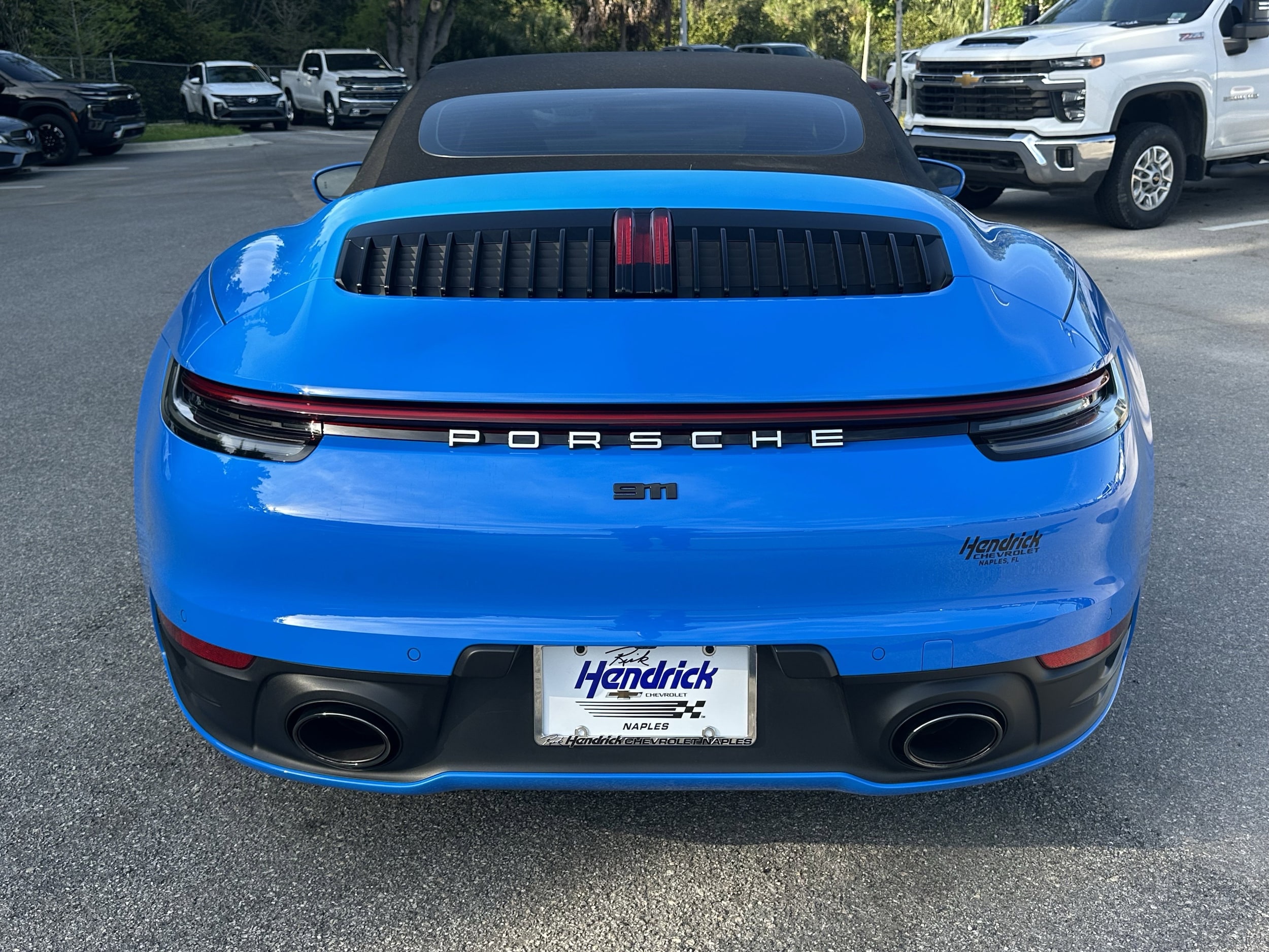 2022 Porsche 911 Carrera photo 3