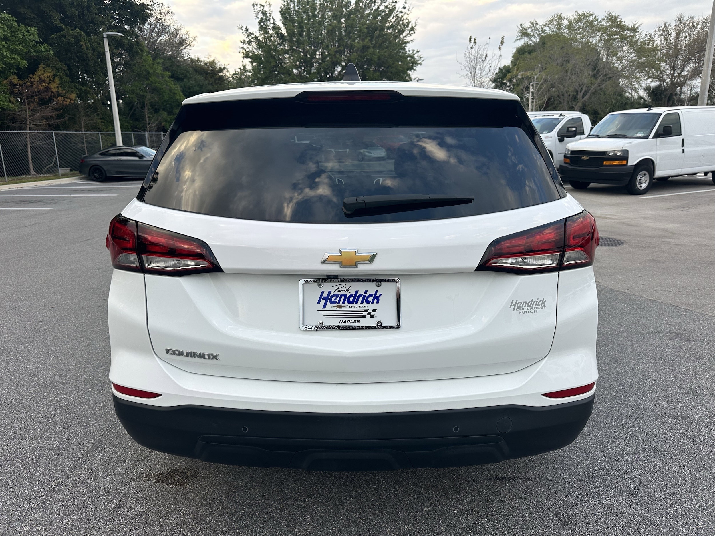 2024 Chevrolet Equinox LS photo 3