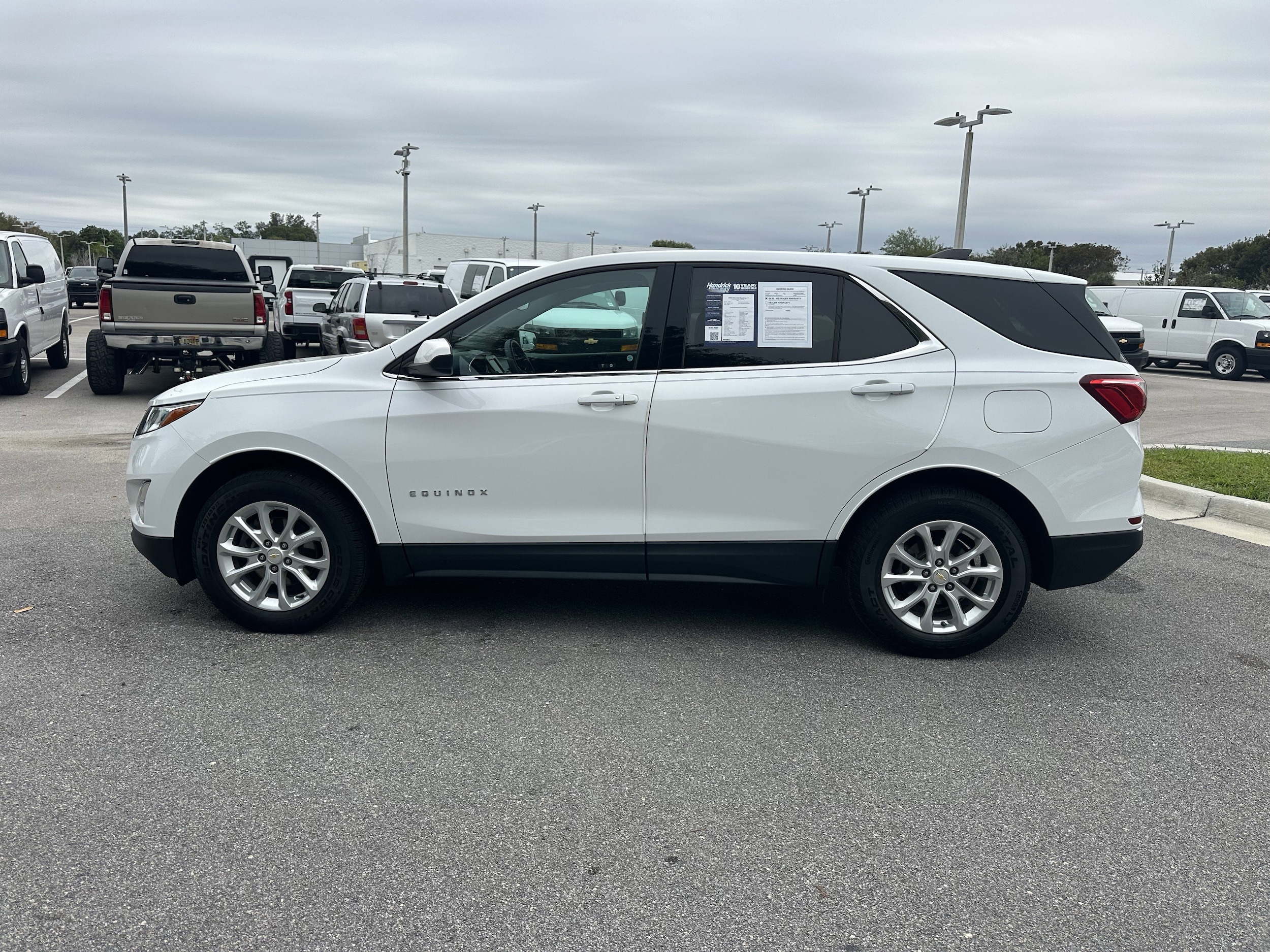 2020 Chevrolet Equinox LT photo 5