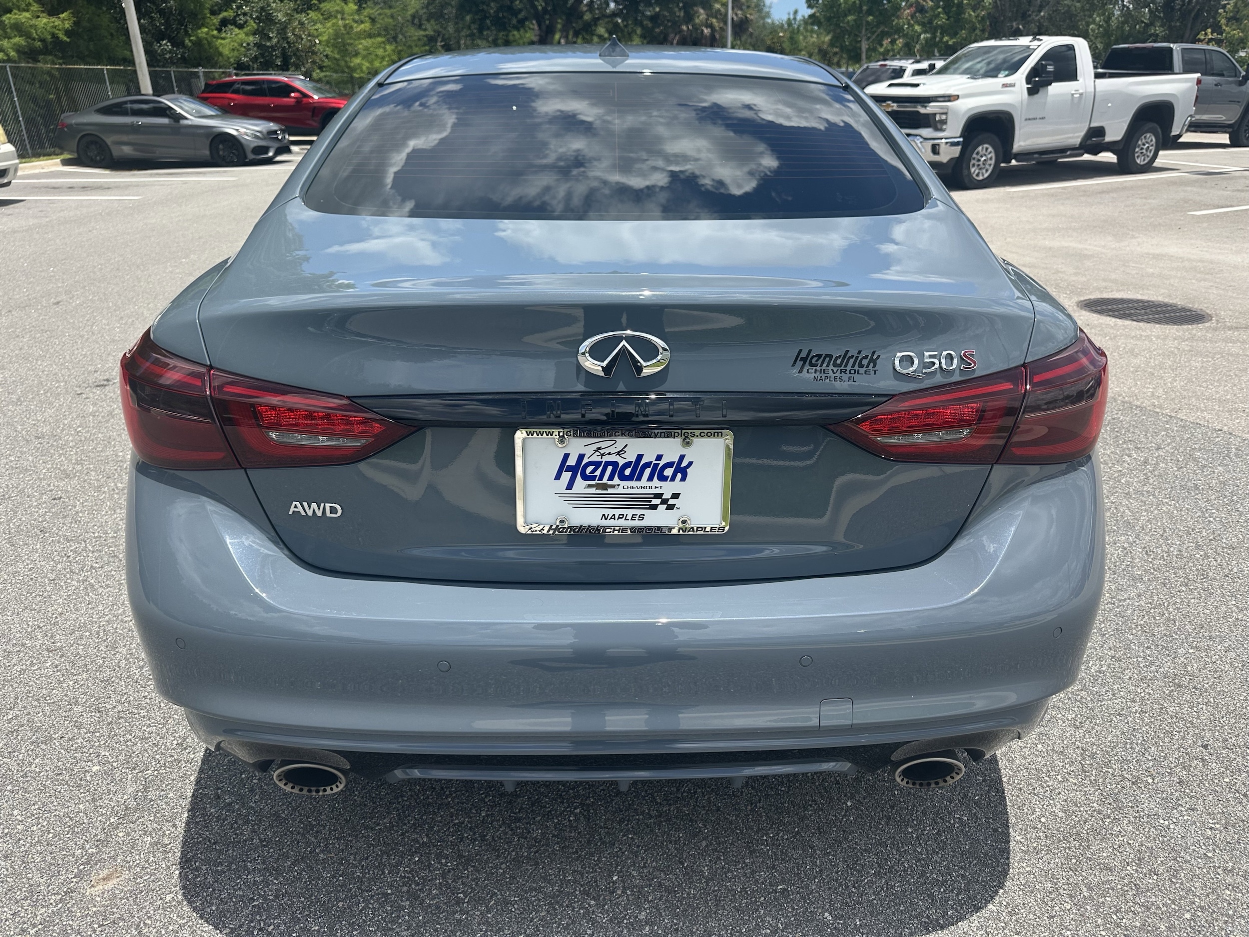 INFINITI Q50 RED SPORT 400