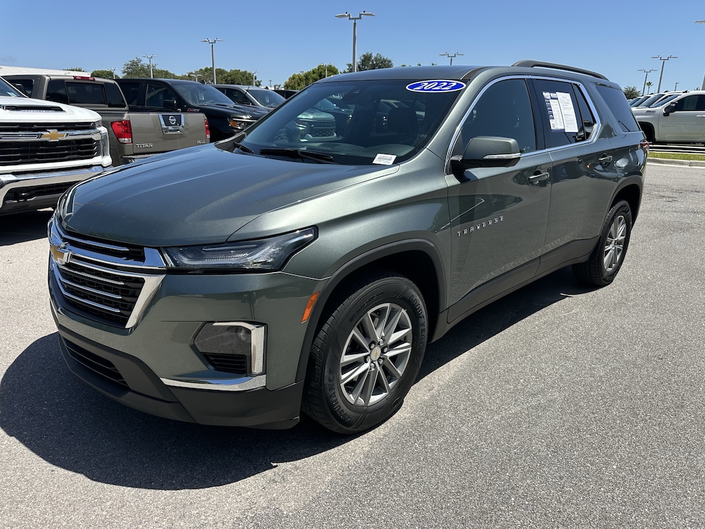 Used 2022 Chevrolet Traverse LT Cloth SUV