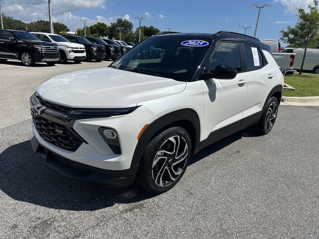 Used 2025 Chevrolet Trailblazer RS SUV