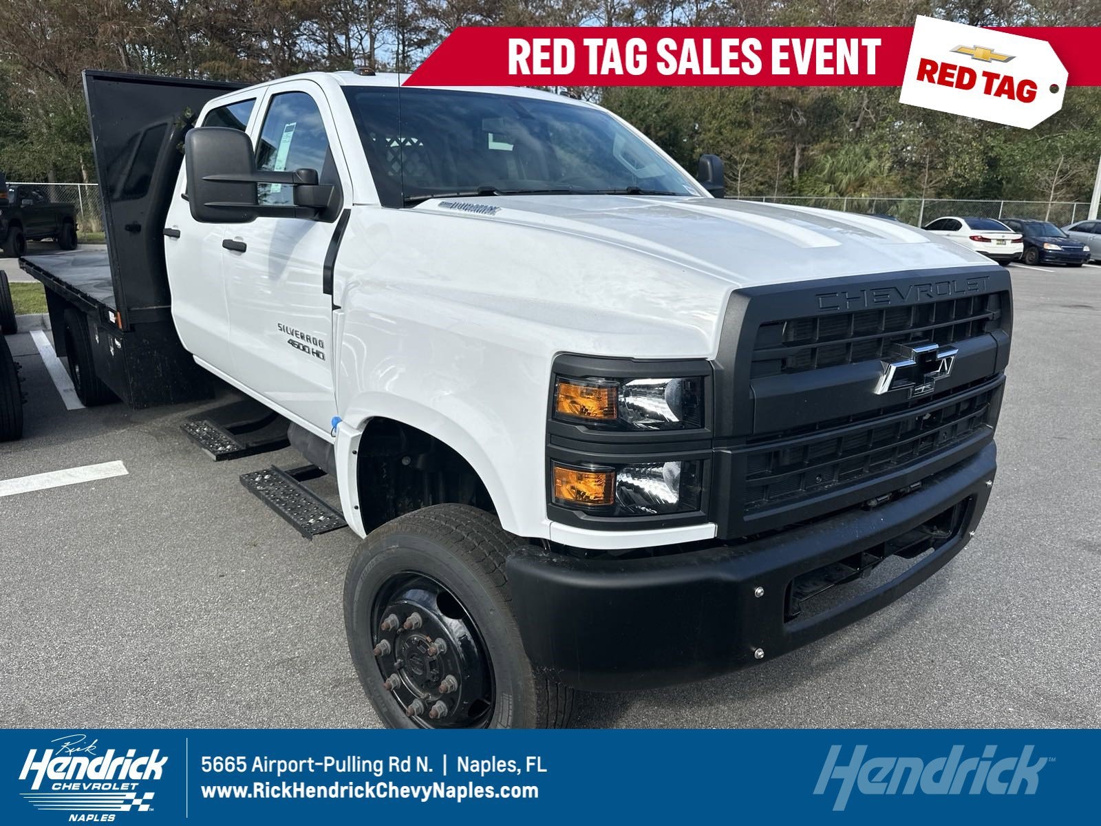 2024 Chevrolet Silverado 4500 Medium Duty Chassis Cab Work Truck's photo