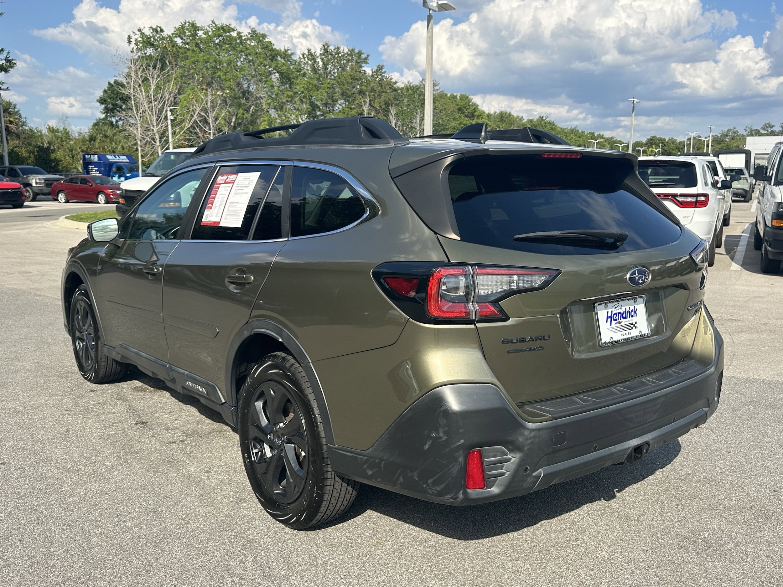 2021 Subaru Outback Onyx Edition XT photo 3