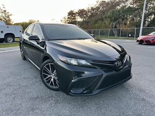 2021 Toyota Camry SE Sedan