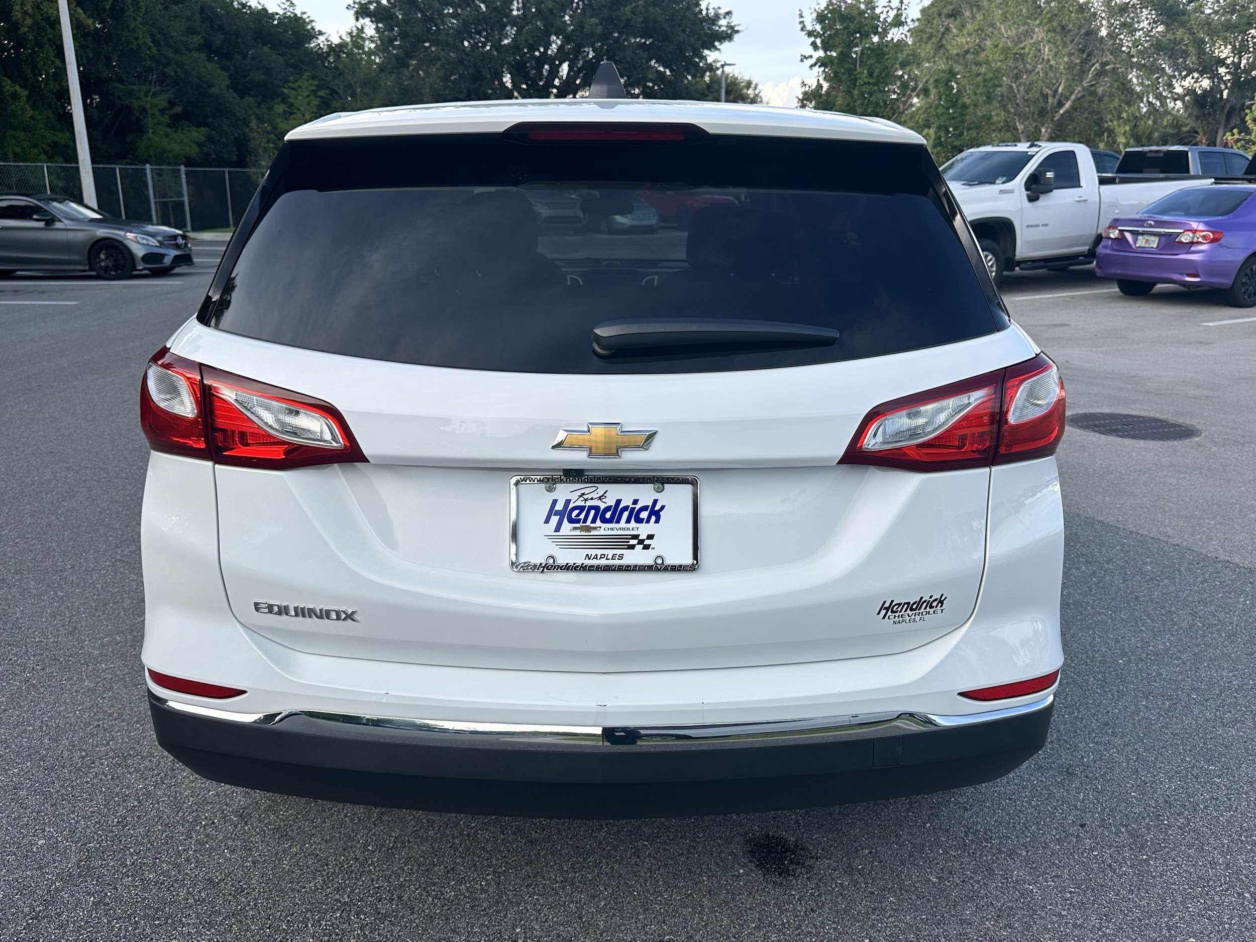 2020 Chevrolet Equinox LT photo 3
