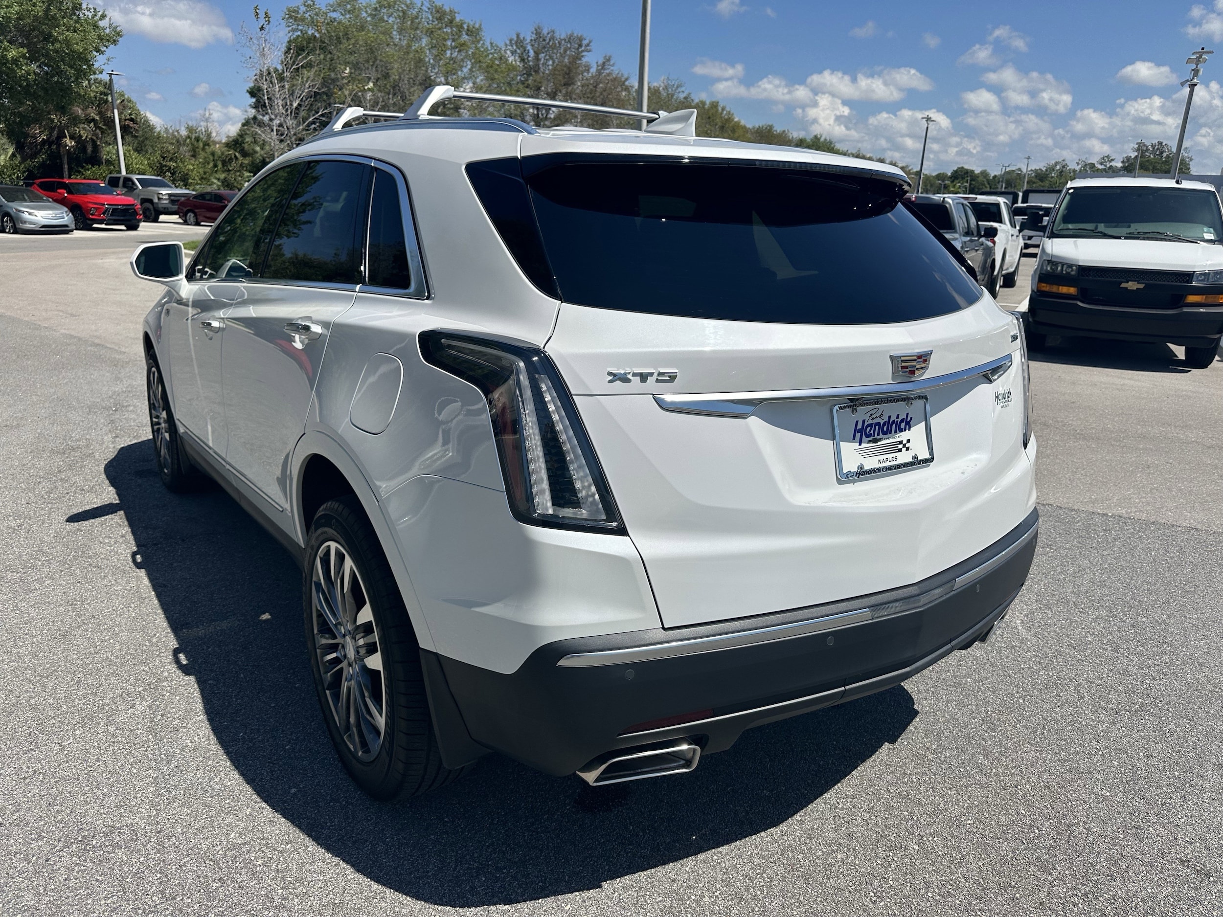 2017 CADILLAC XT5 Premium Luxury FWD photo 6