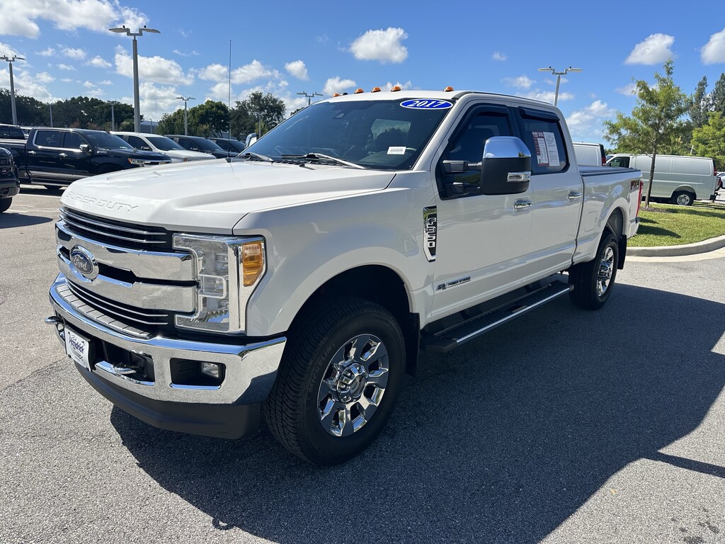 Used 2017 Ford Super Duty F-350 SRW Lariat Pickup