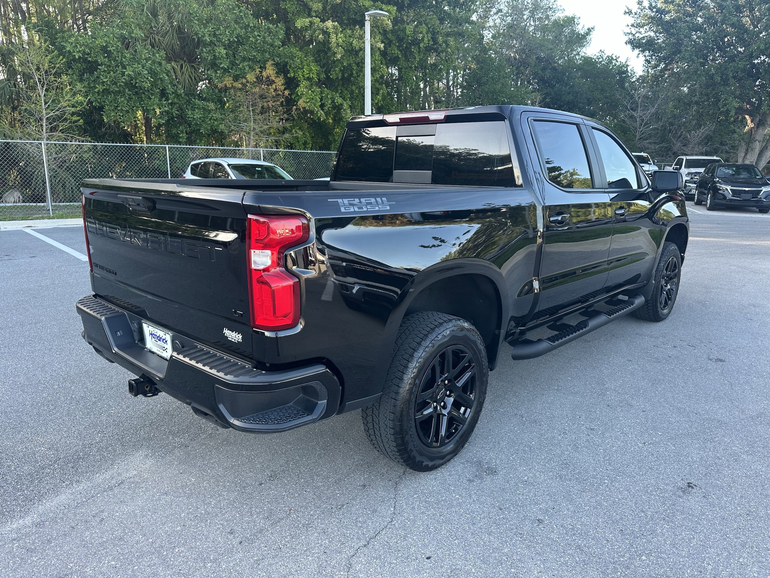 2025 Chevrolet Silverado 1500 LT Trail Boss photo 3
