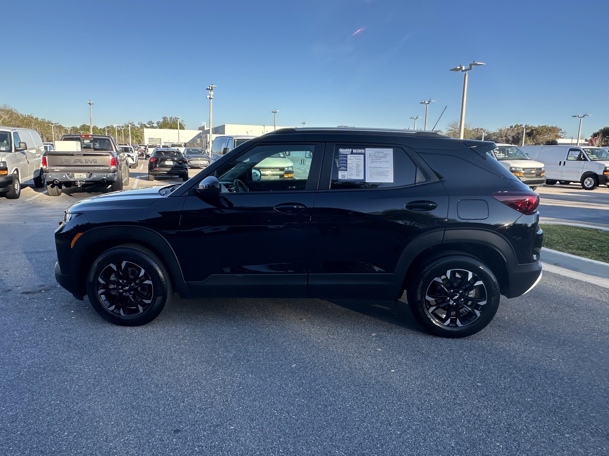 2023 Chevrolet Trailblazer LT photo 6