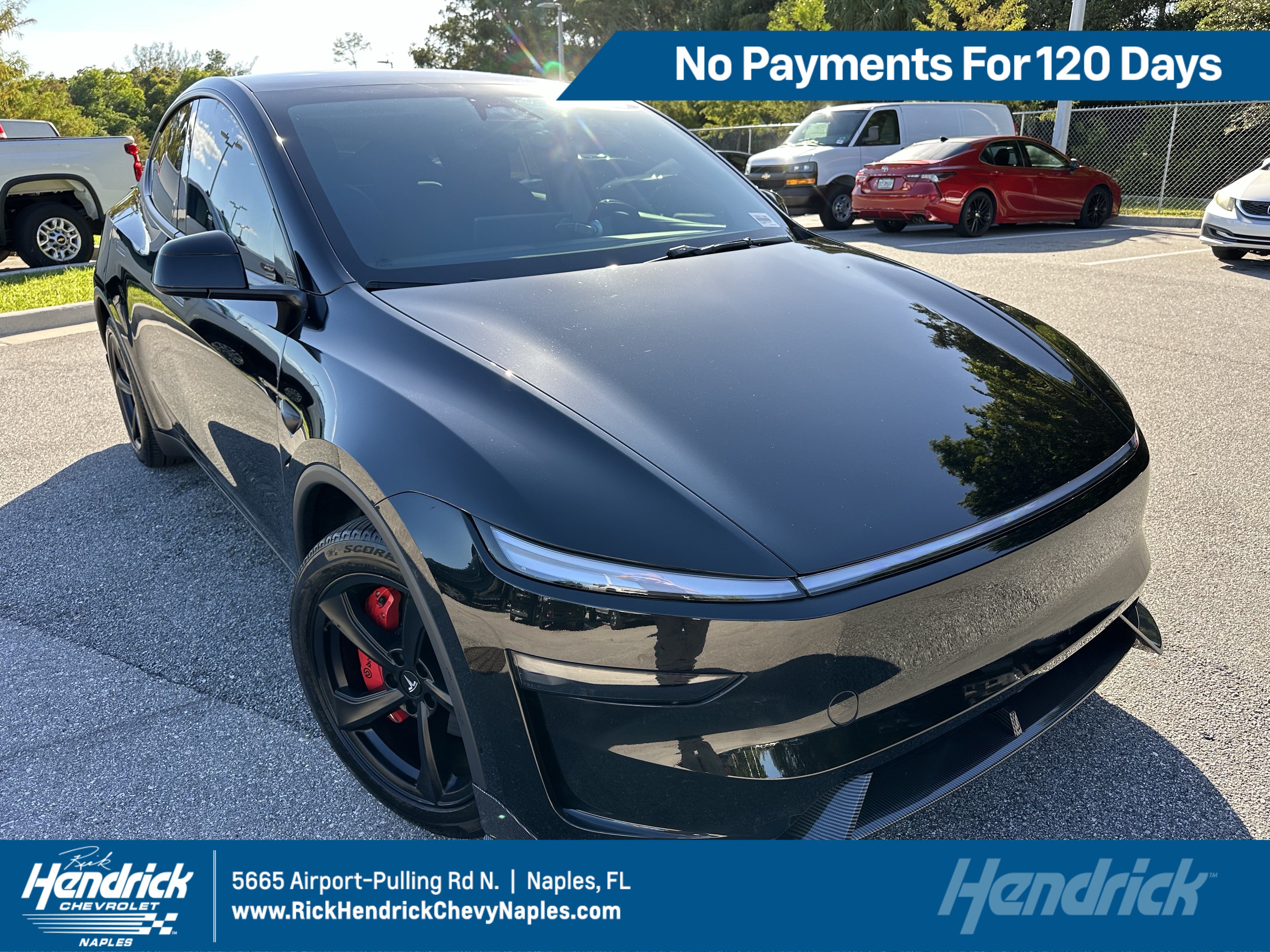  Tesla Model Y