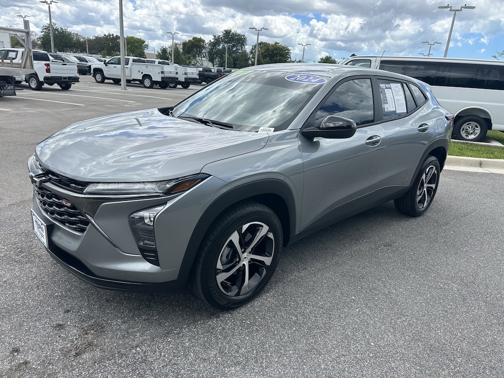 Used 2024 Chevrolet Trax 1RS SUV