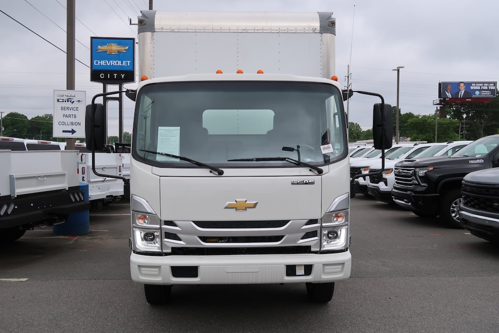 Used 2025 Chevrolet 4500 HG LCF Gas Pickup