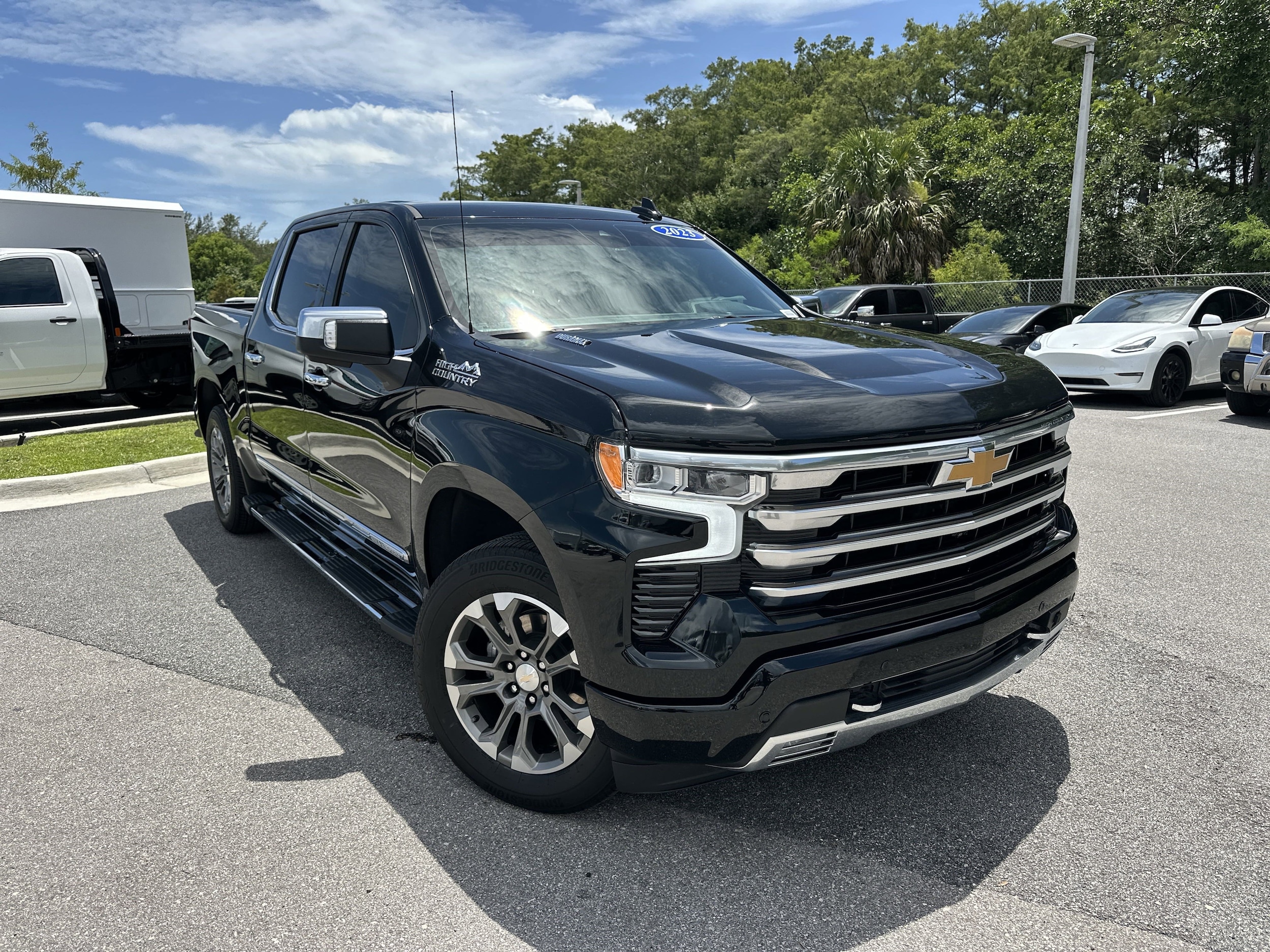 2023 Chevrolet Silverado 1500 High Country