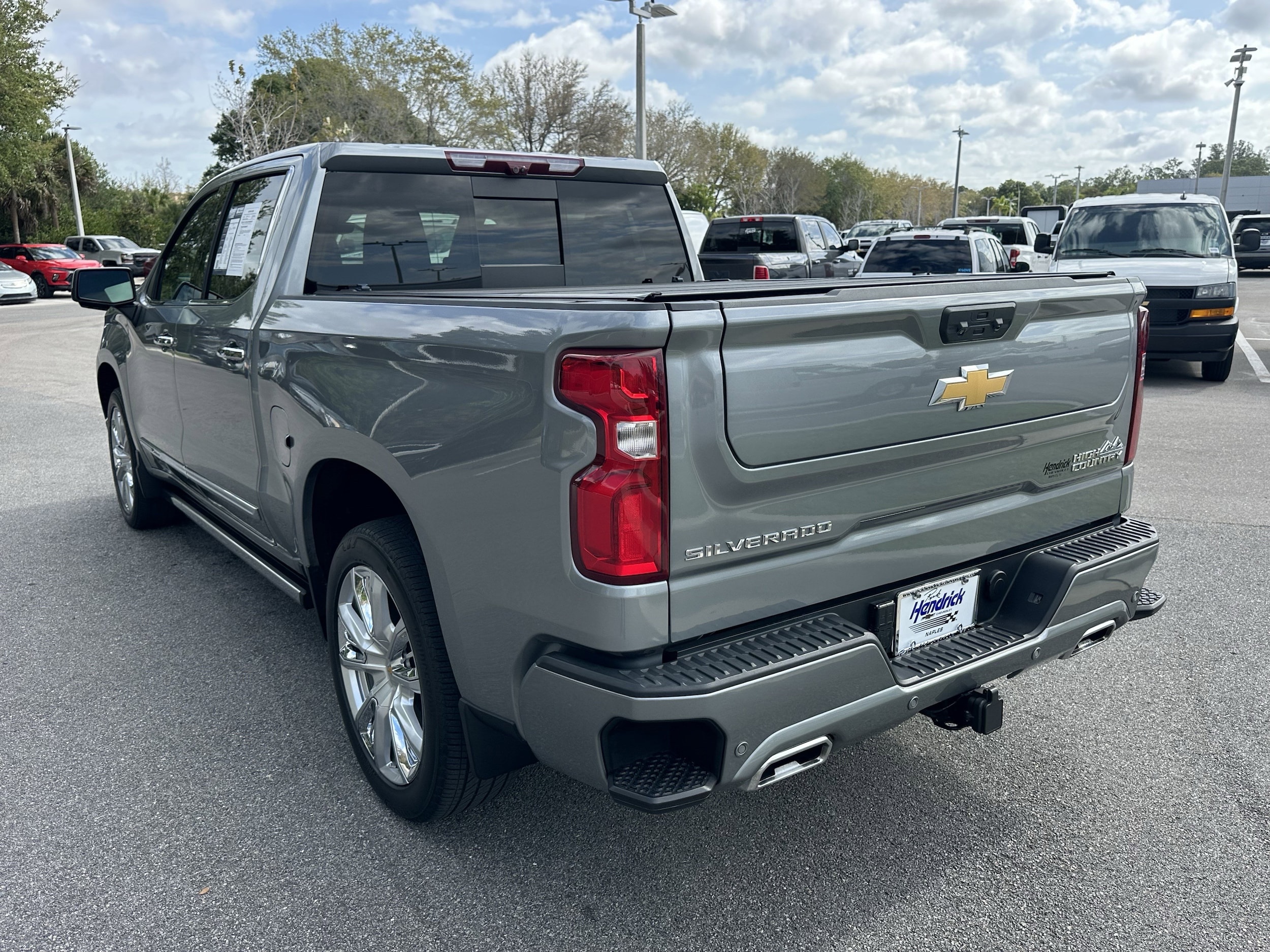 2024 Chevrolet Silverado 1500 High Country photo 6