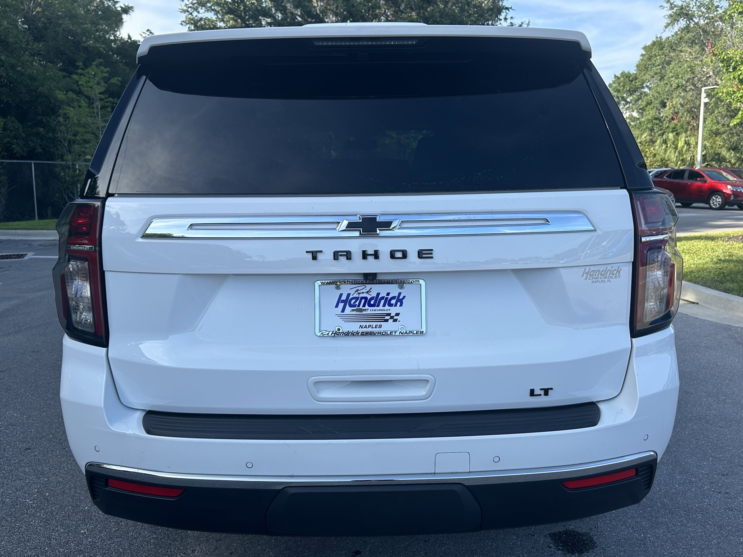 2022 Chevrolet Tahoe LT photo 3