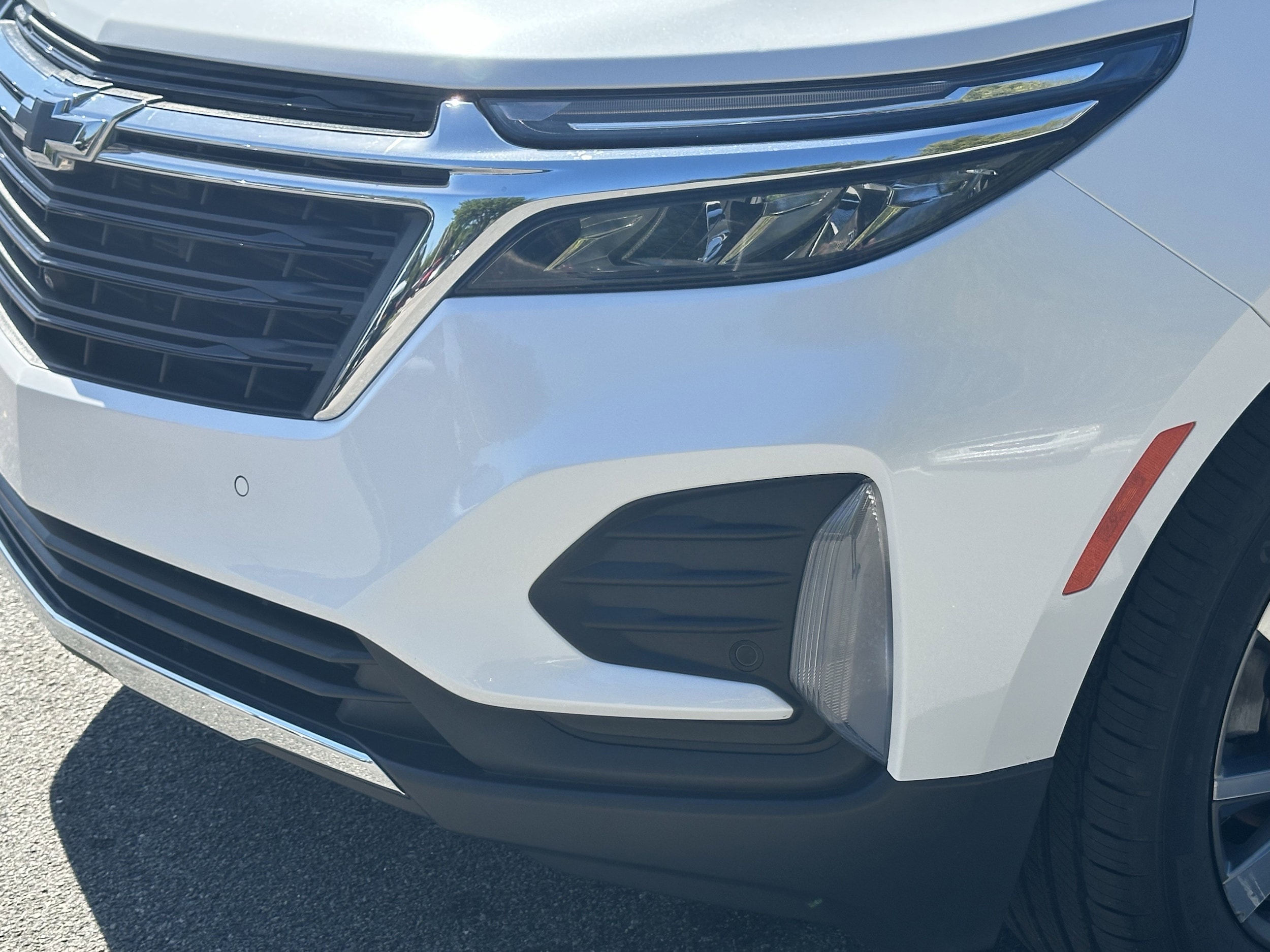 2023 Chevrolet Equinox LT photo 5