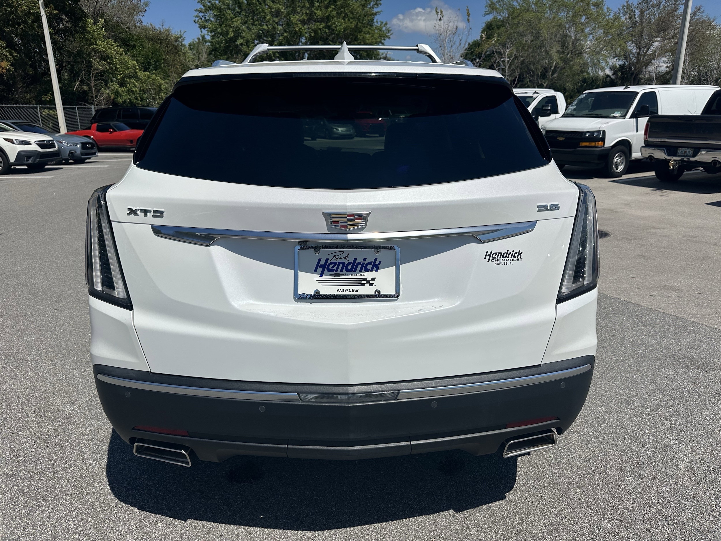 2017 CADILLAC XT5 Premium Luxury FWD photo 3