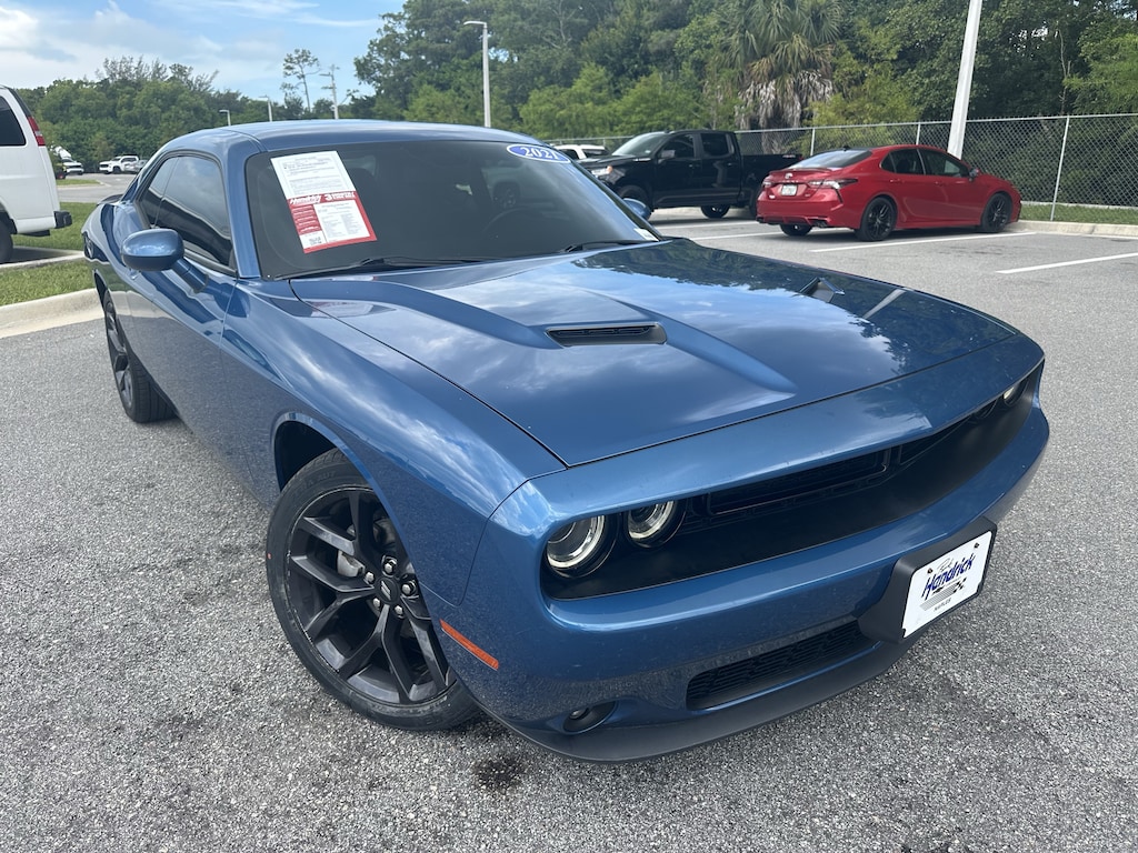 Used 2021 Dodge Challenger SXT Coupe