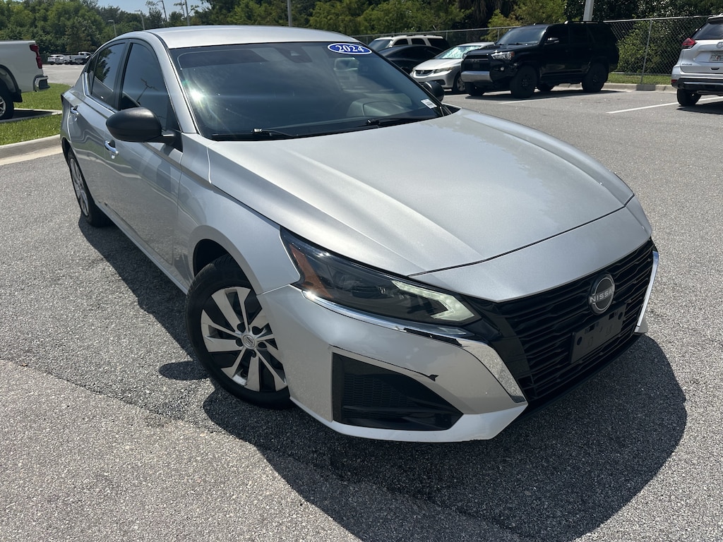 Used 2024 Nissan Altima 2.5 S Sedan