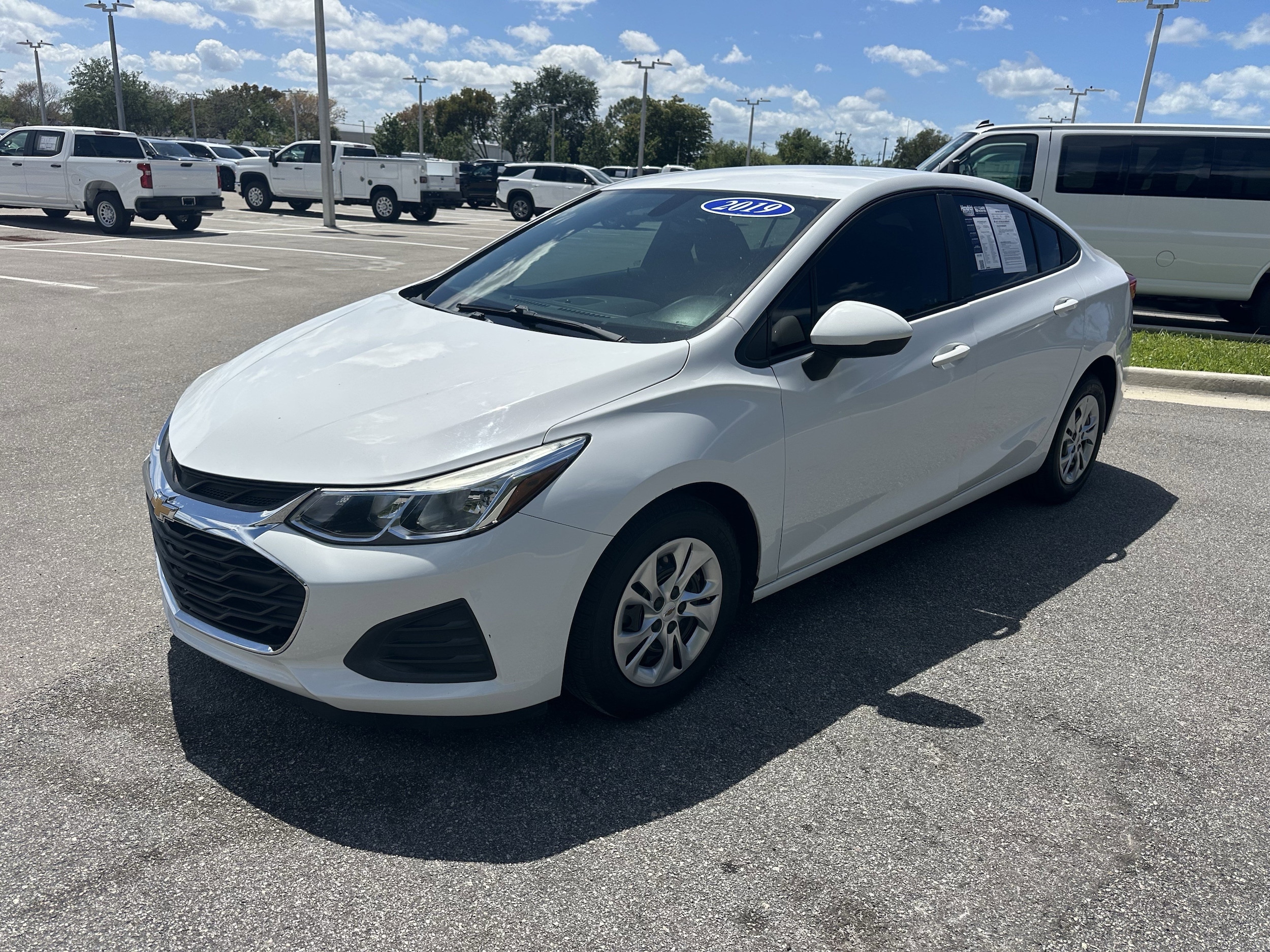 2019 Chevrolet Cruze LS photo 4